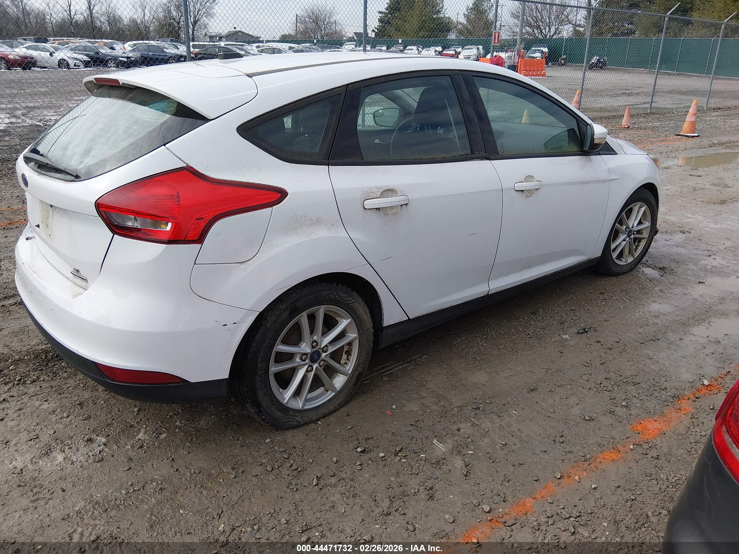 FORD FOCUS image 4