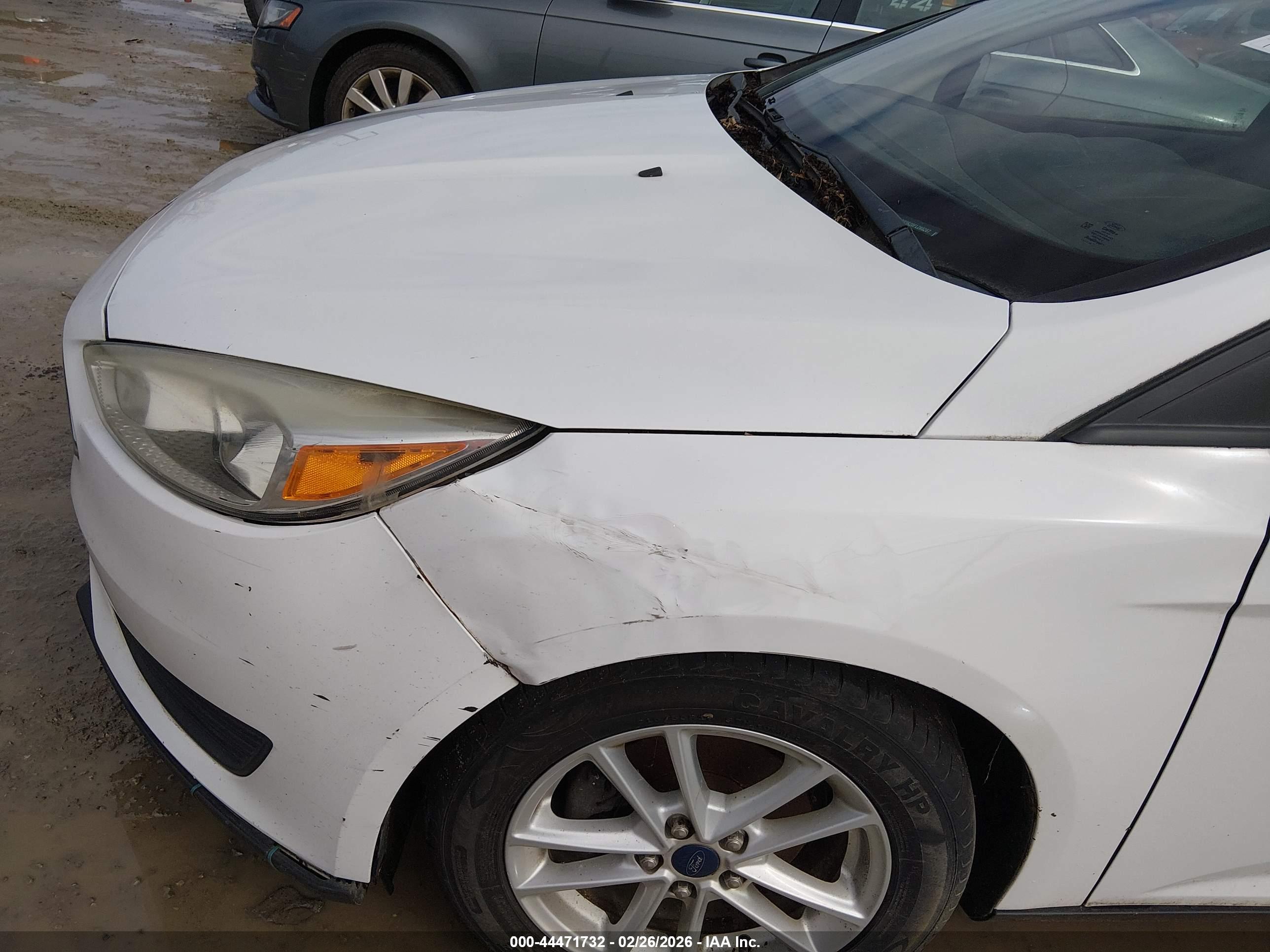 FORD FOCUS image 6
