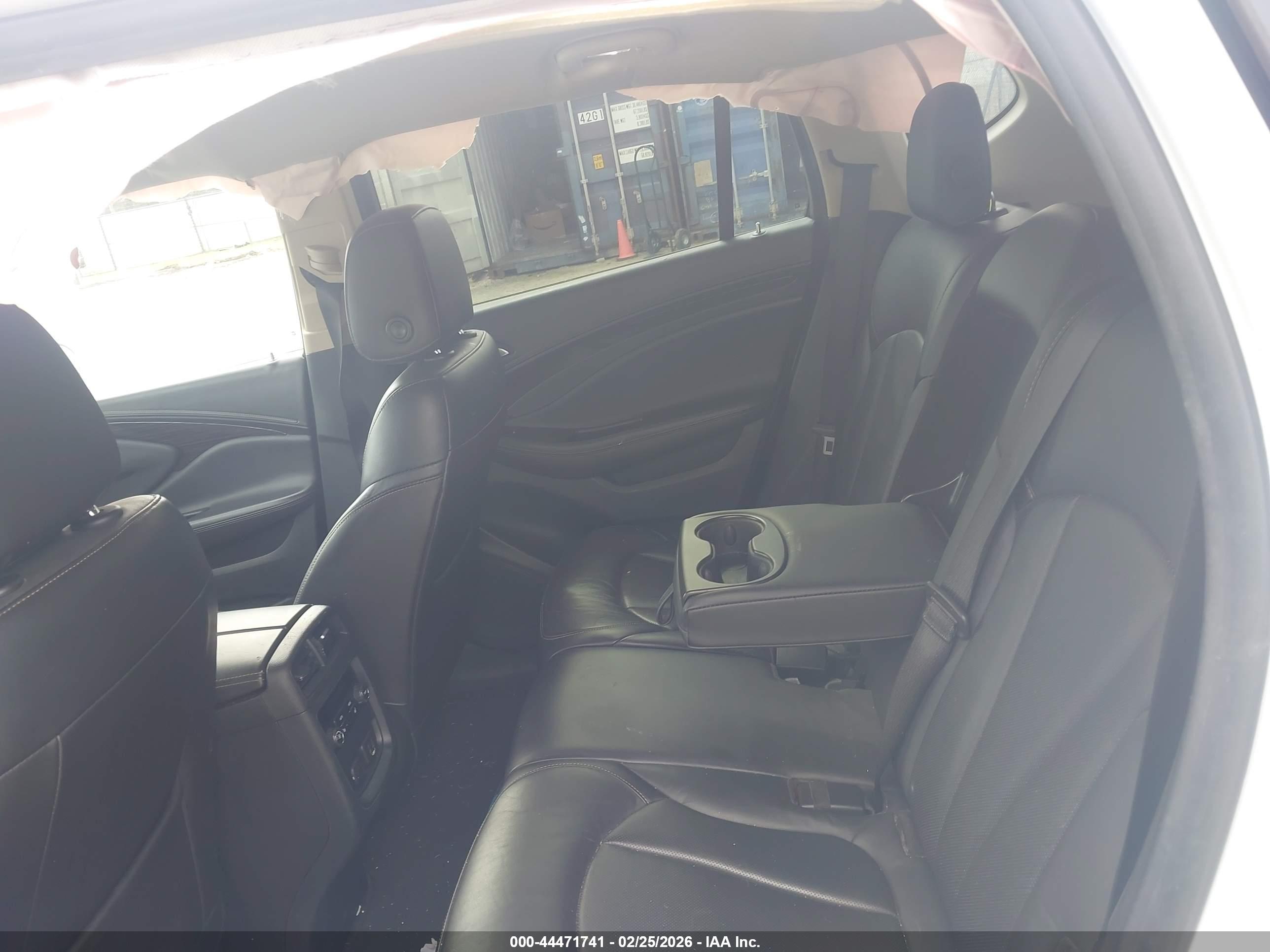 BUICK ENVISION image 8