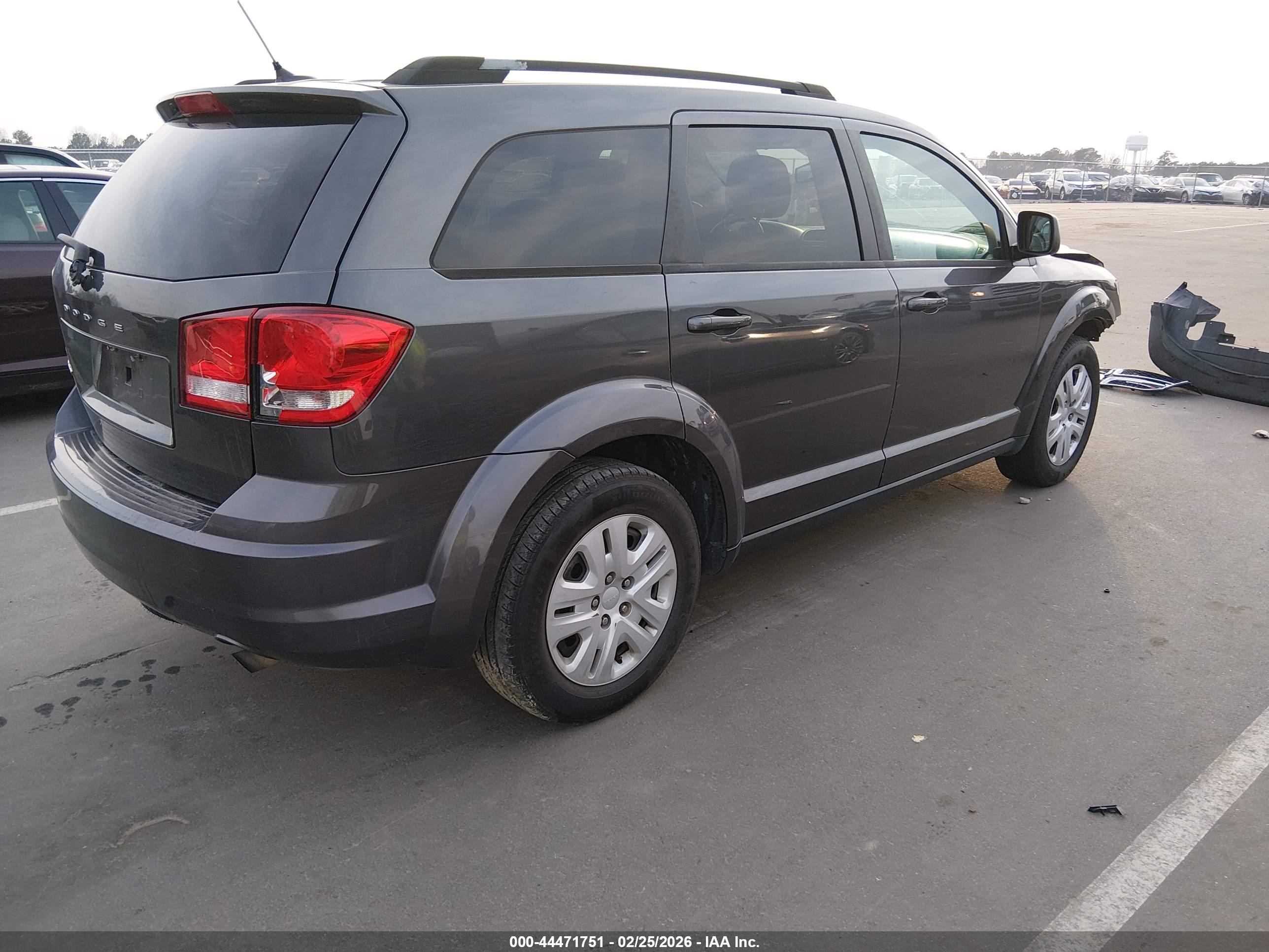 DODGE JOURNEY image 4