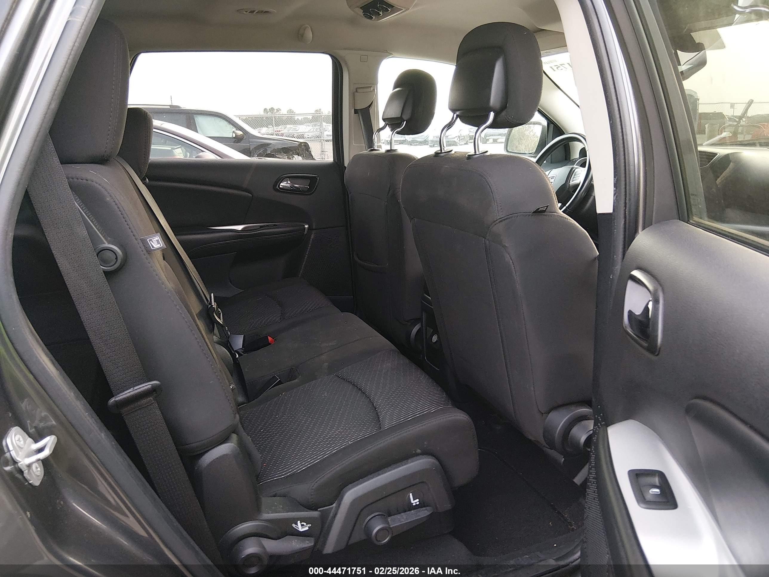 DODGE JOURNEY image 8