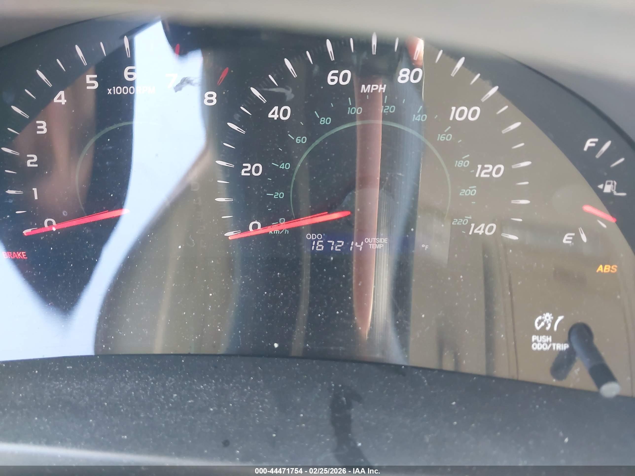 TOYOTA CAMRY image 7