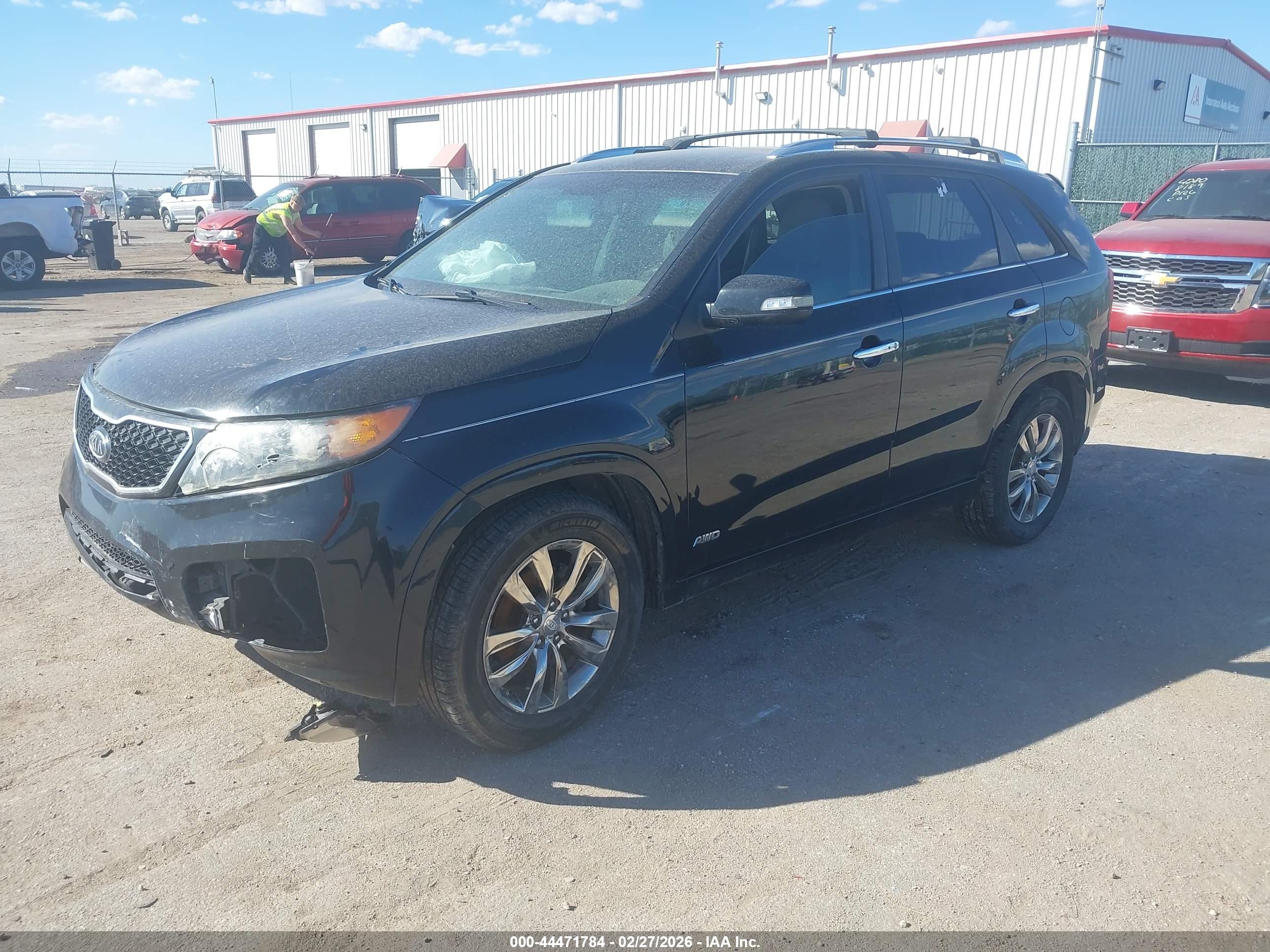 KIA SORENTO image 2