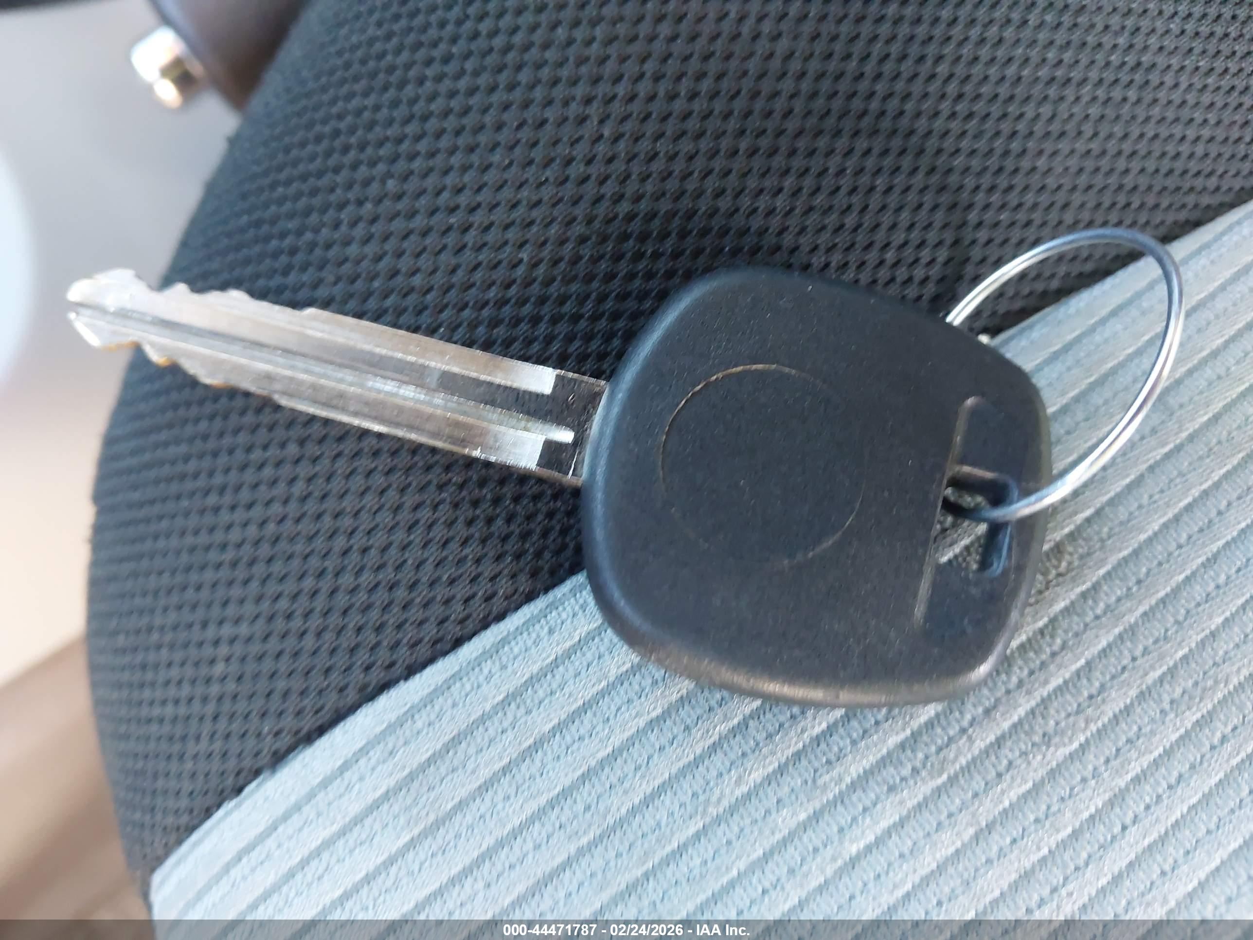 TOYOTA PRIUS image 11