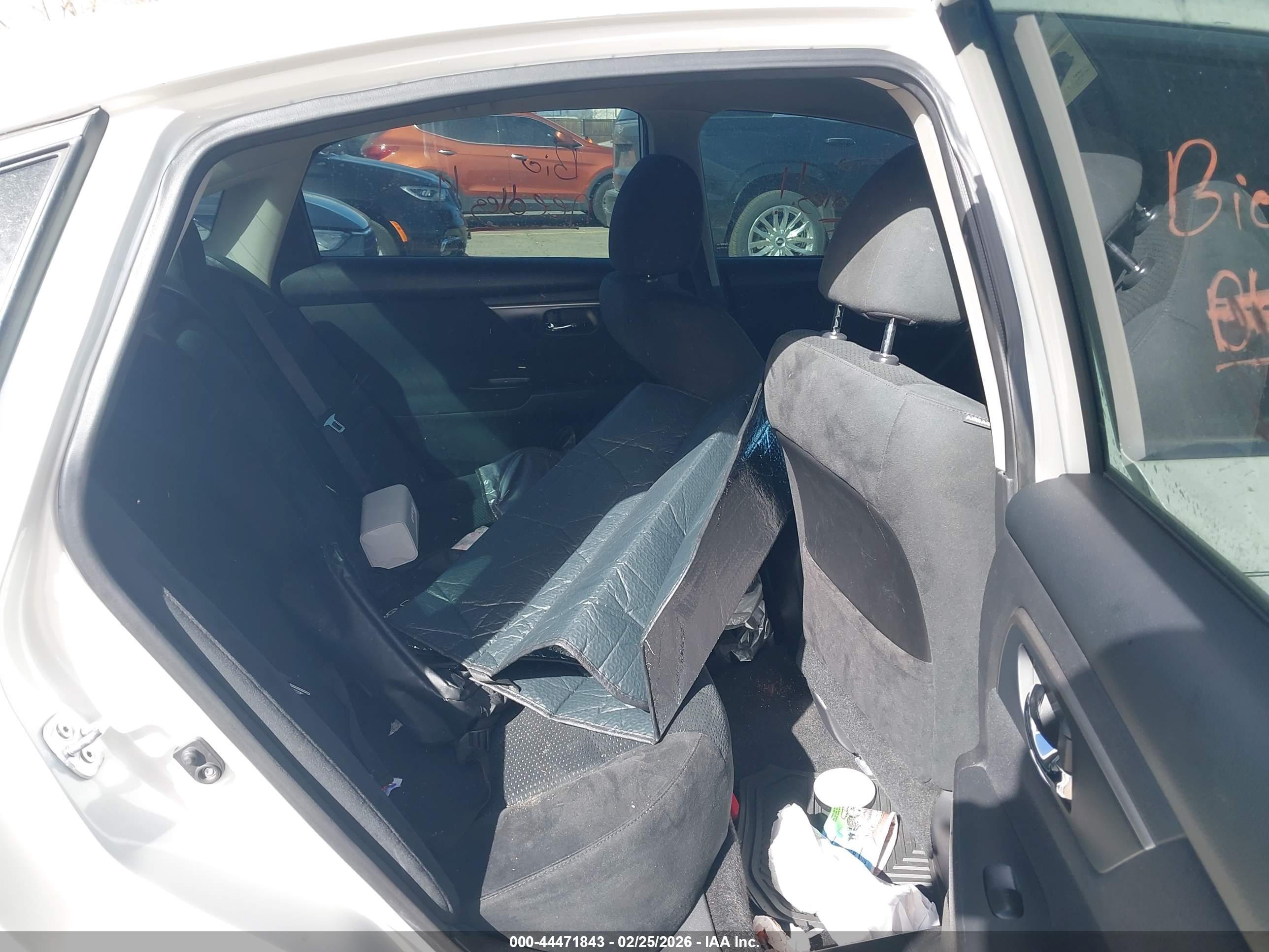 NISSAN ALTIMA image 8