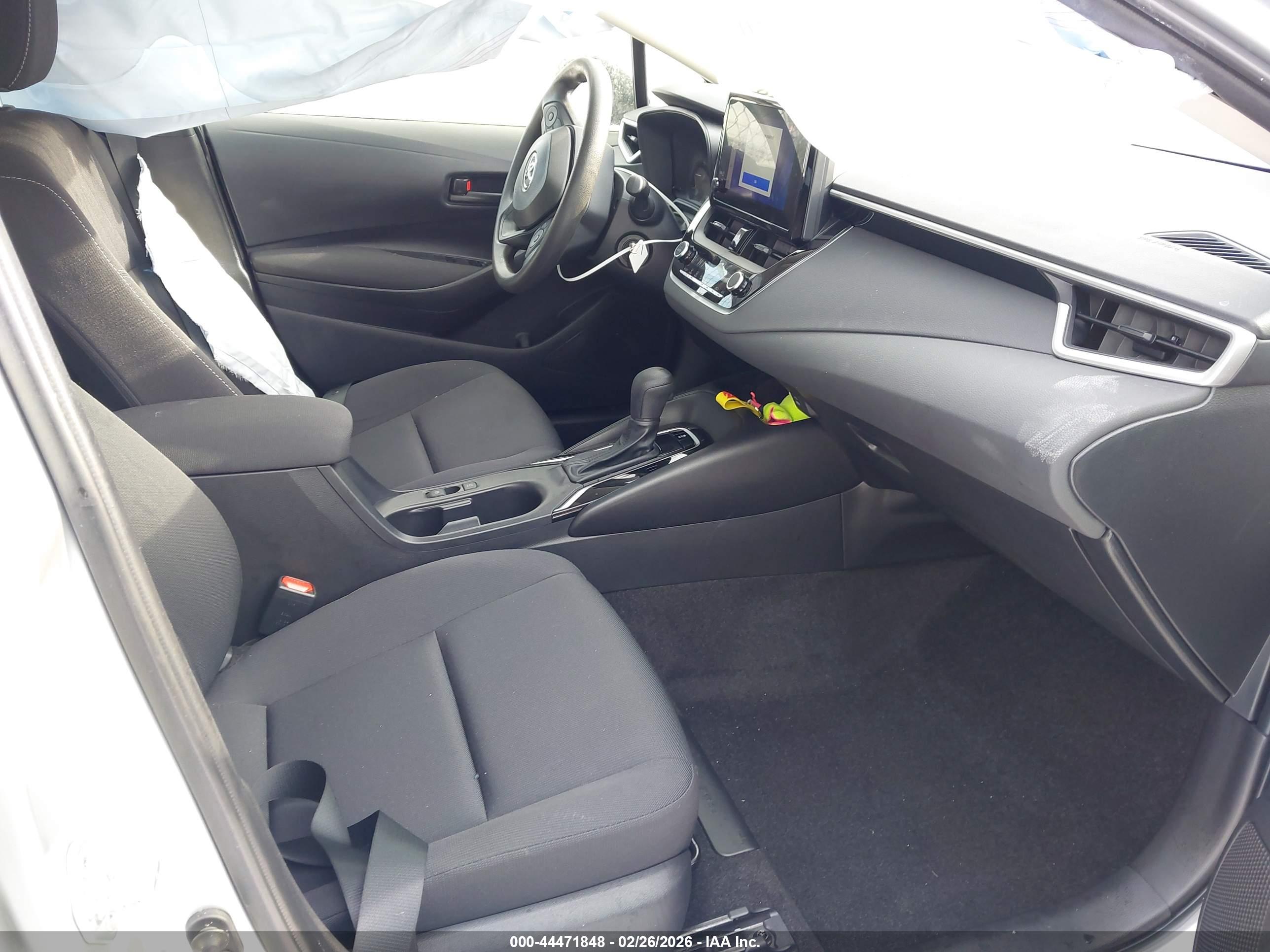 TOYOTA COROLLA image 5