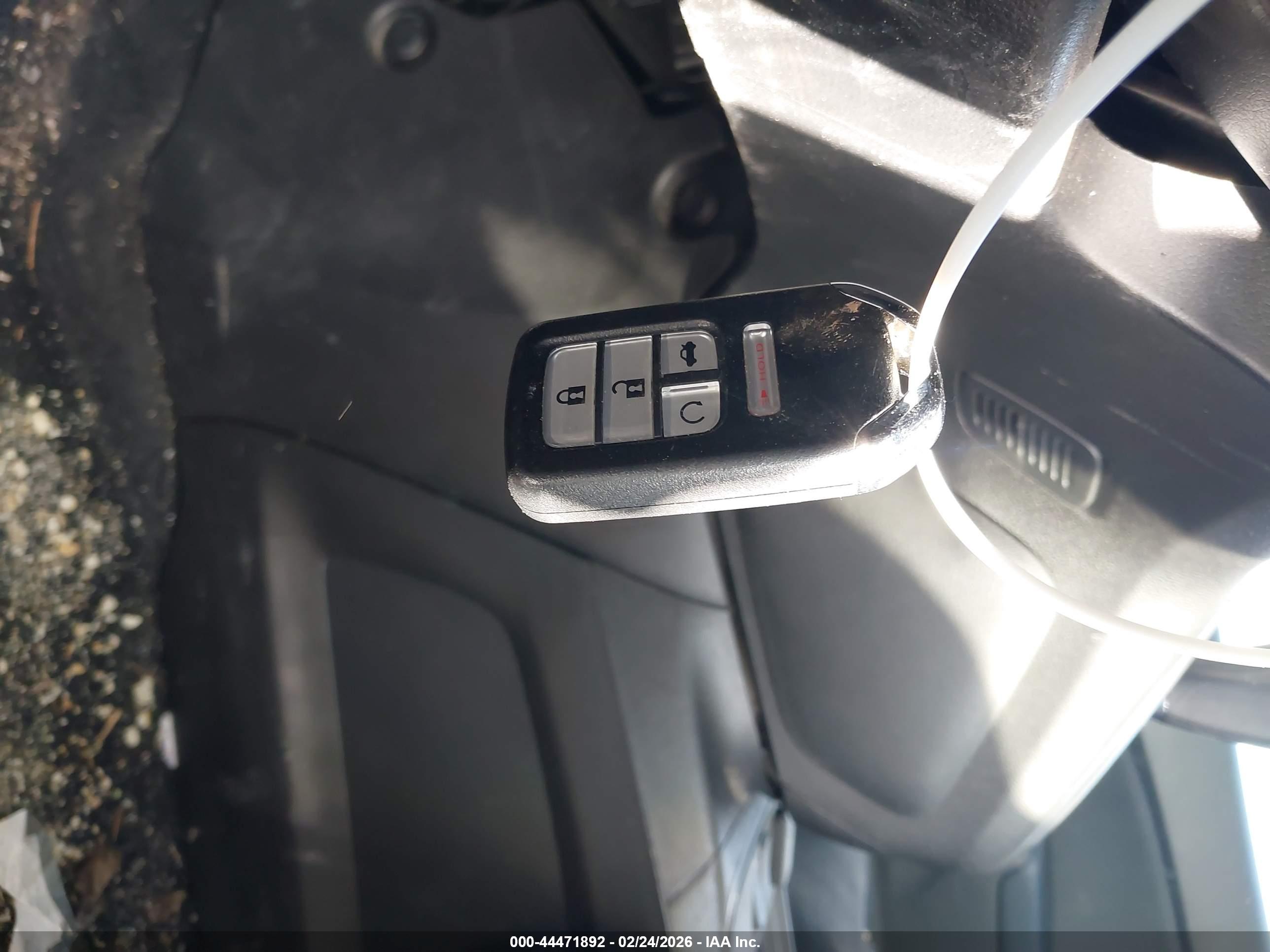 HONDA CR-V image 11