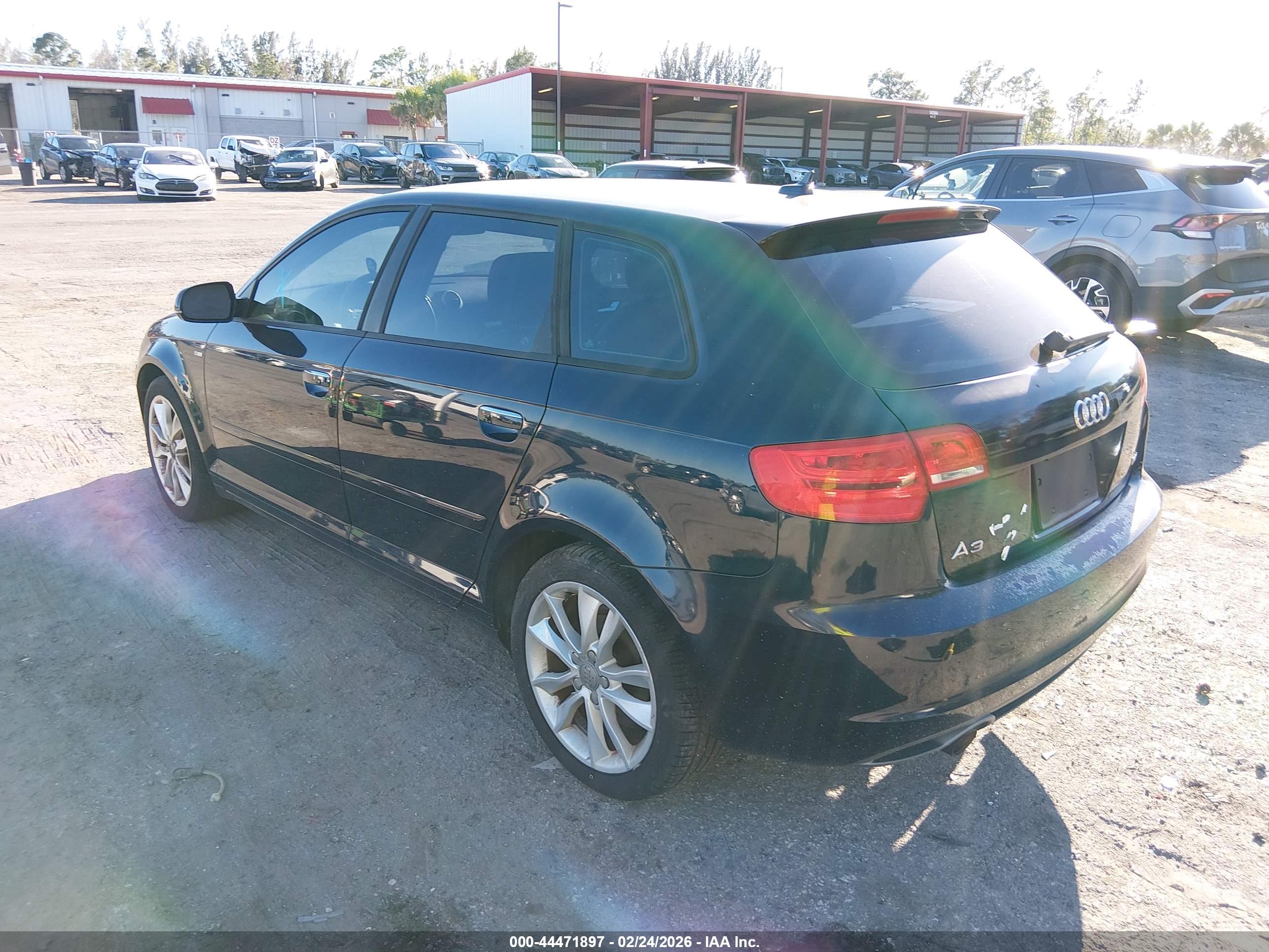 AUDI A3 image 3