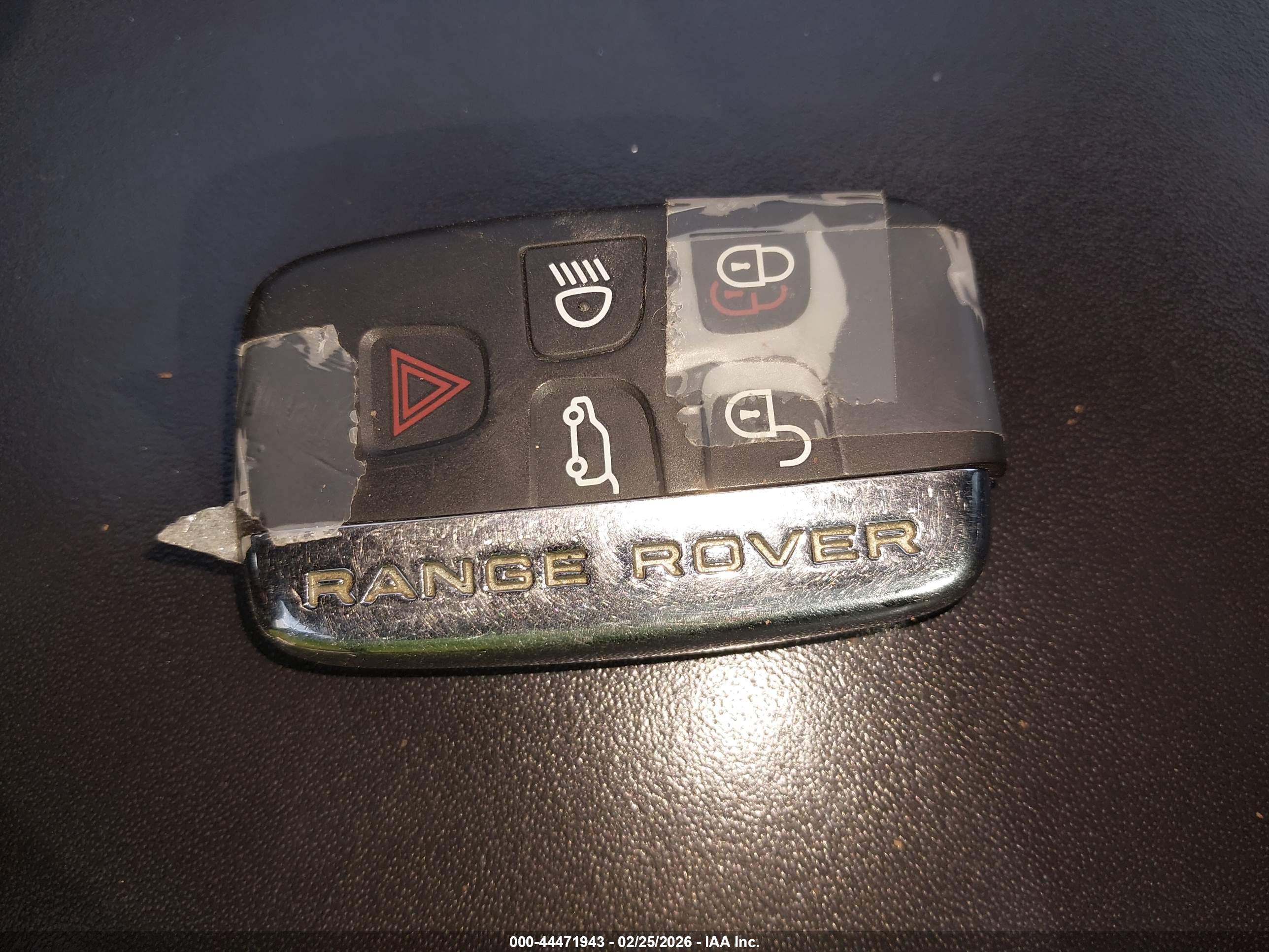 LAND ROVER image 11
