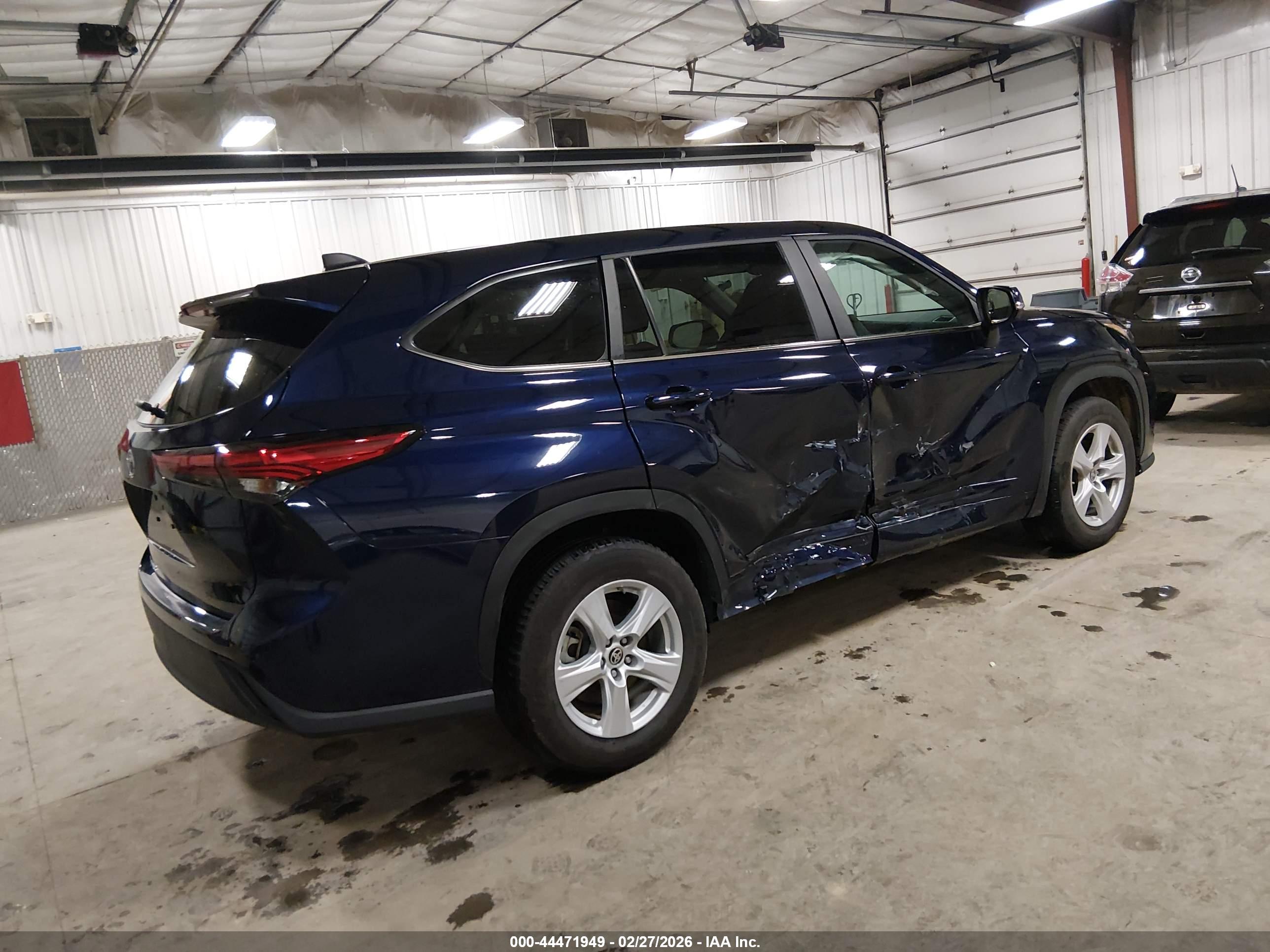 TOYOTA HIGHLANDER image 4