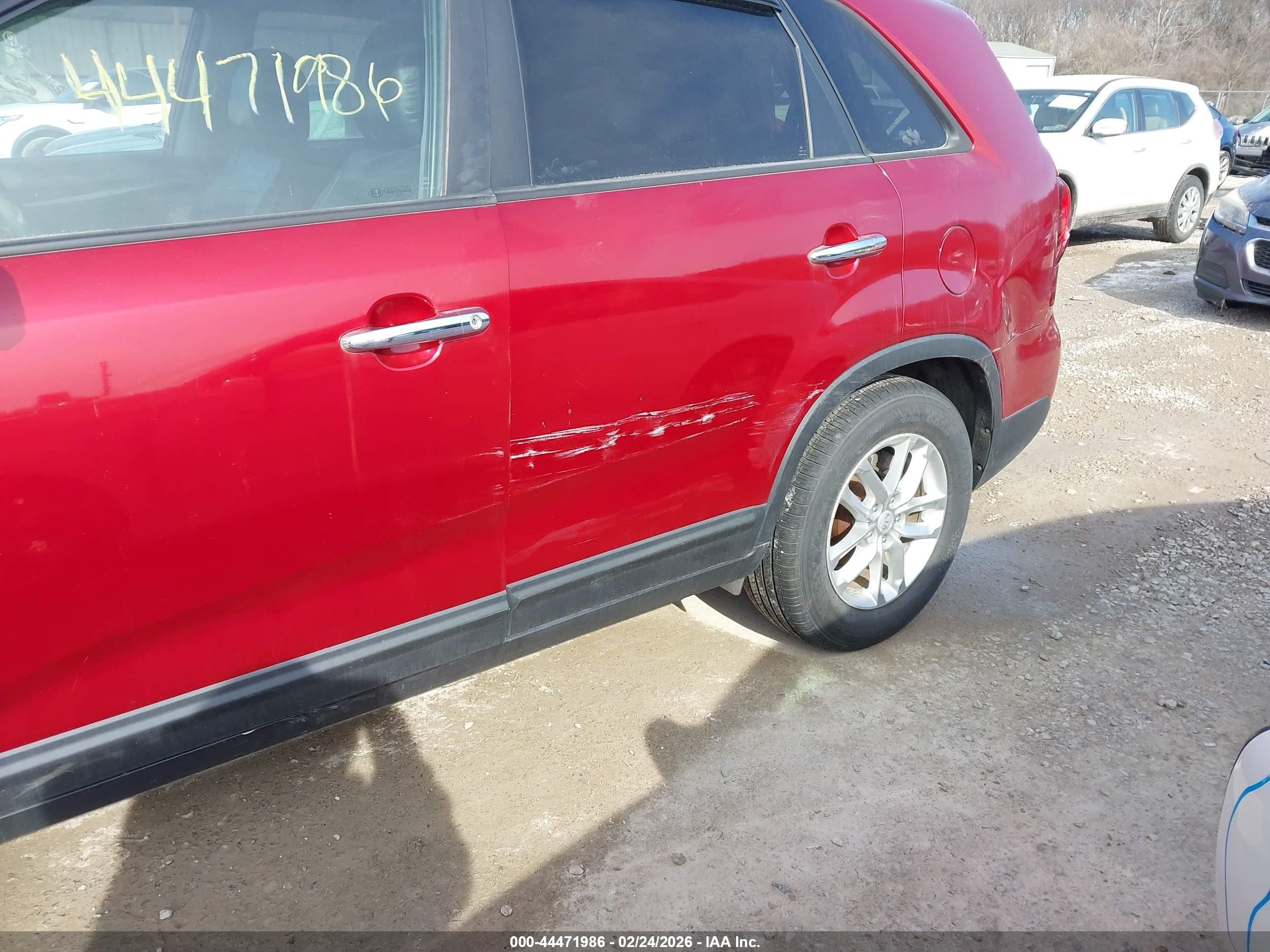 KIA SORENTO image 6