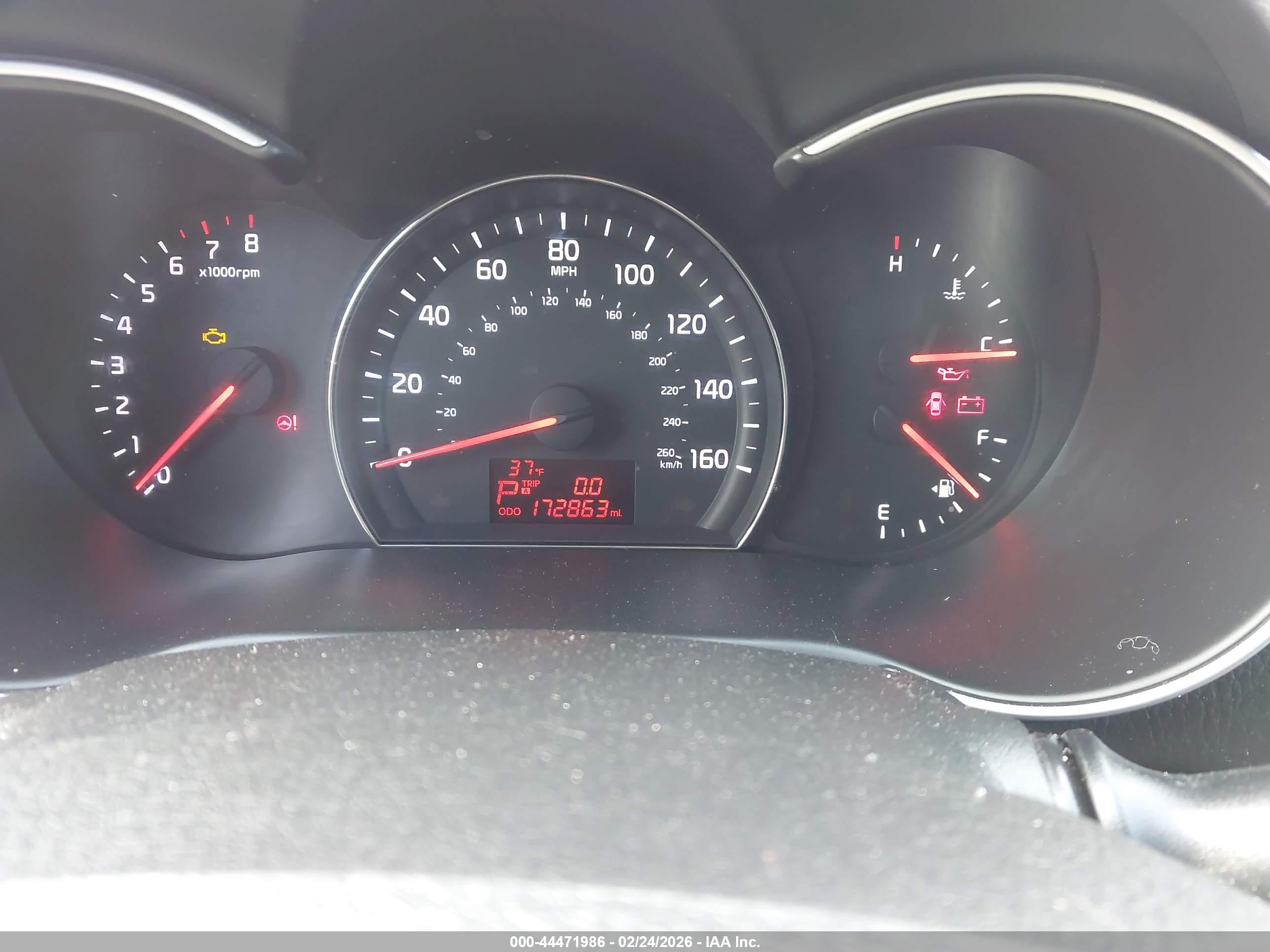 KIA SORENTO image 7