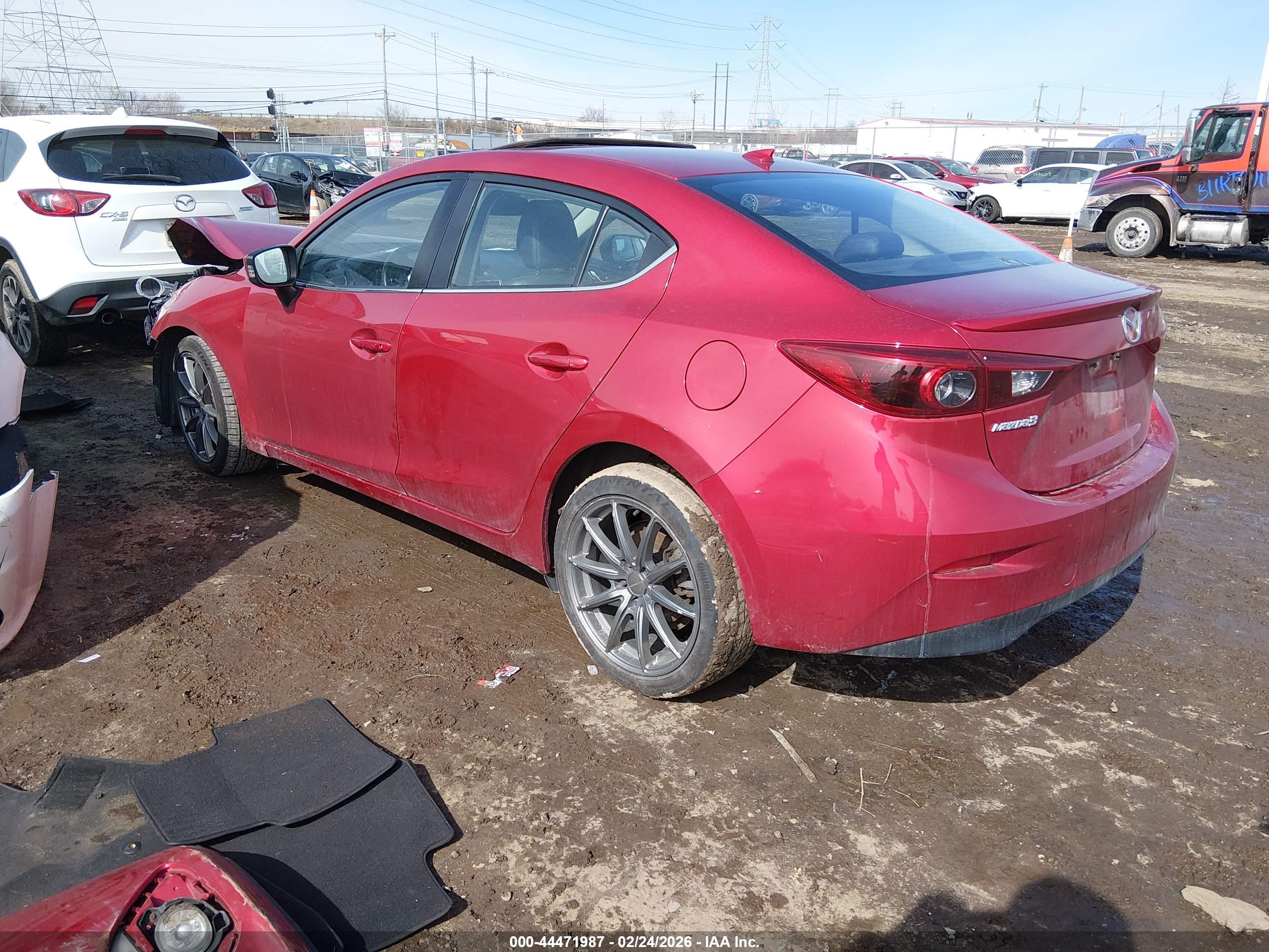 MAZDA MAZDA3 image 3