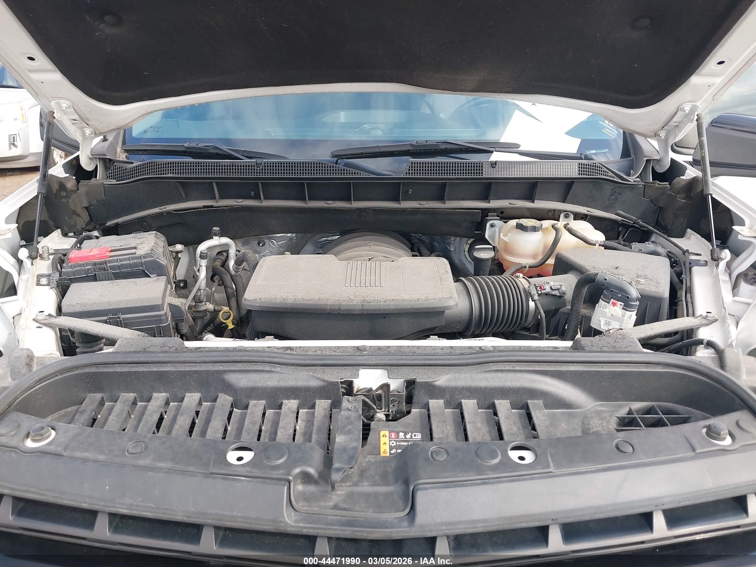 CHEVROLET SILVERADO image 10