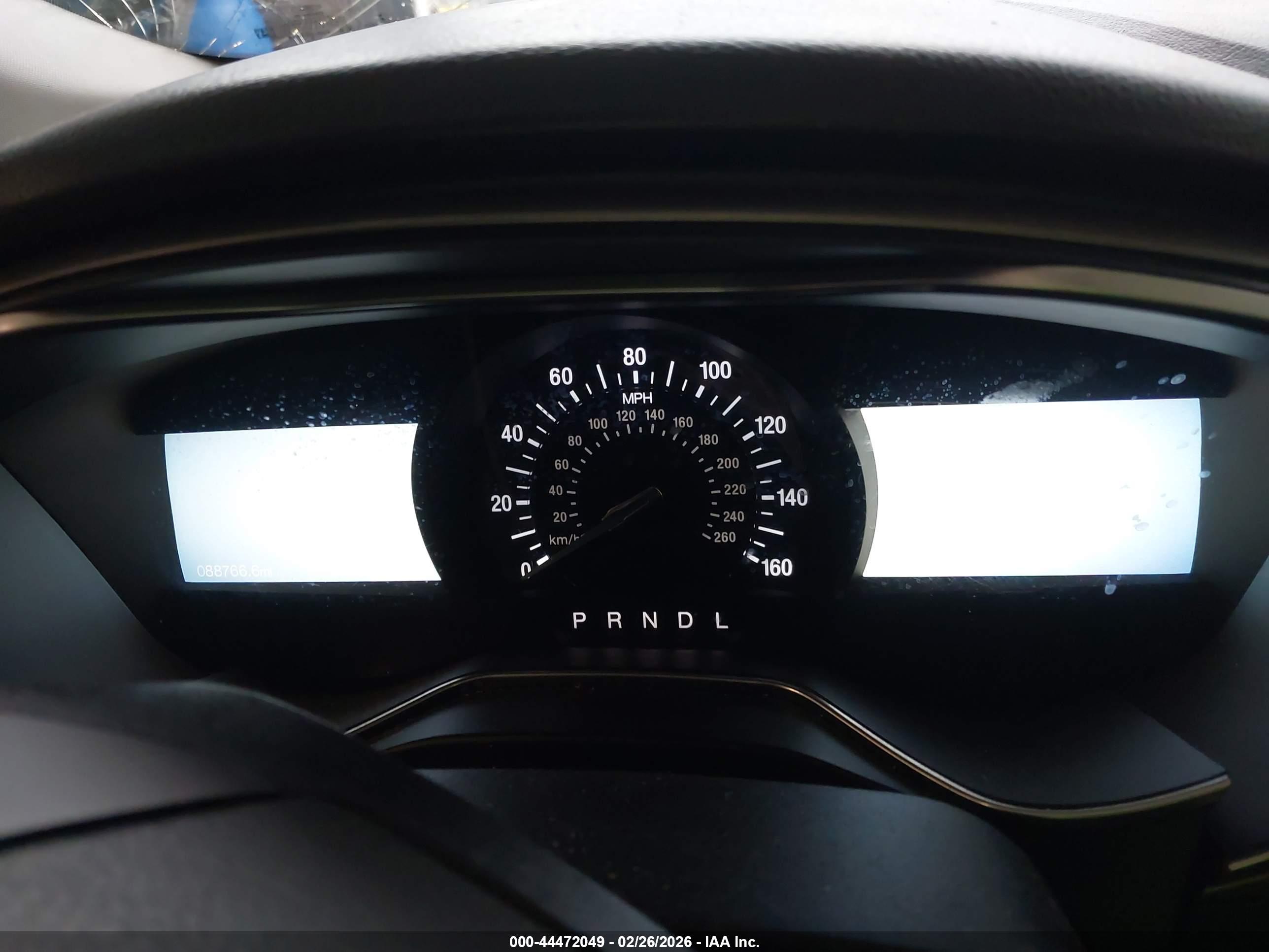 FORD FUSION image 7