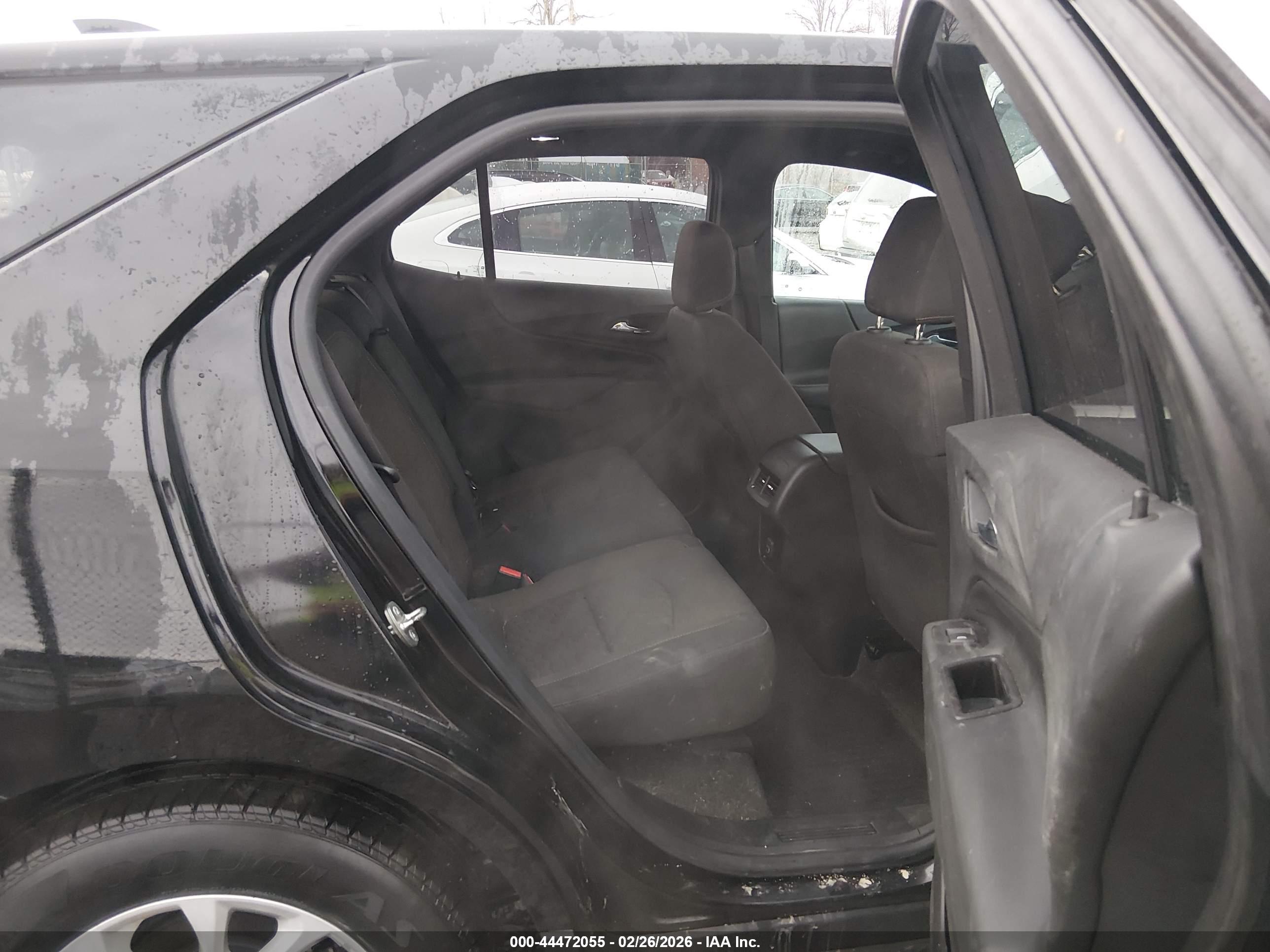 CHEVROLET EQUINOX image 8