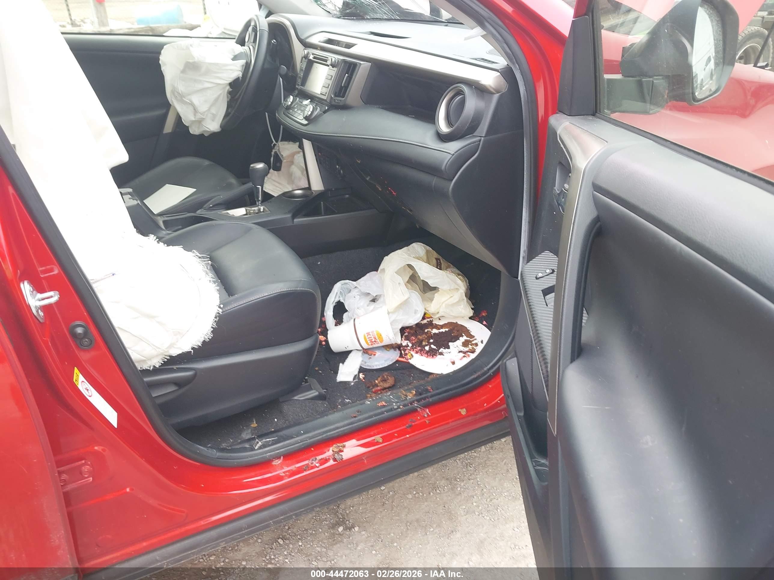 TOYOTA RAV4 image 5