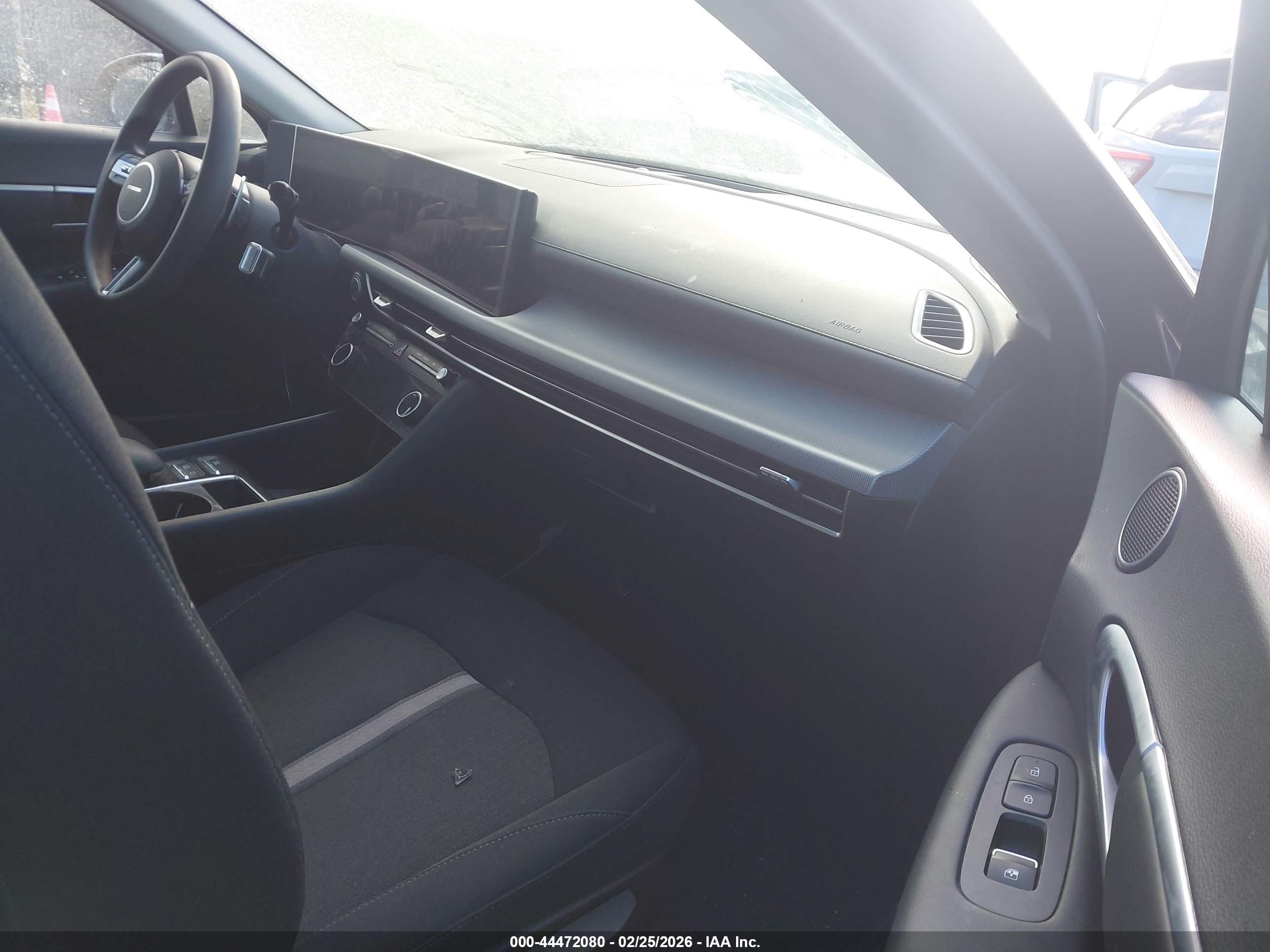 HYUNDAI SONATA image 5