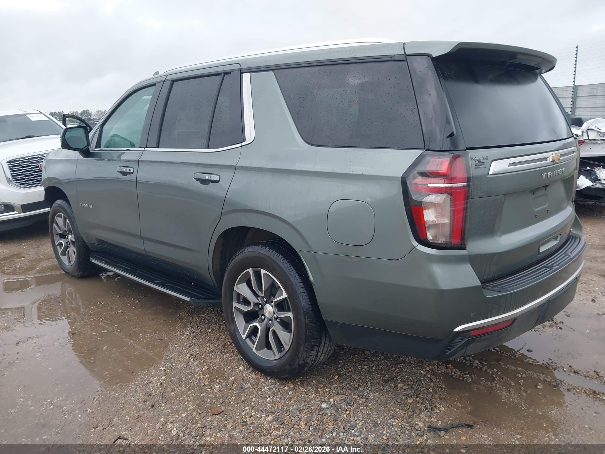 CHEVROLET TAHOE image 3