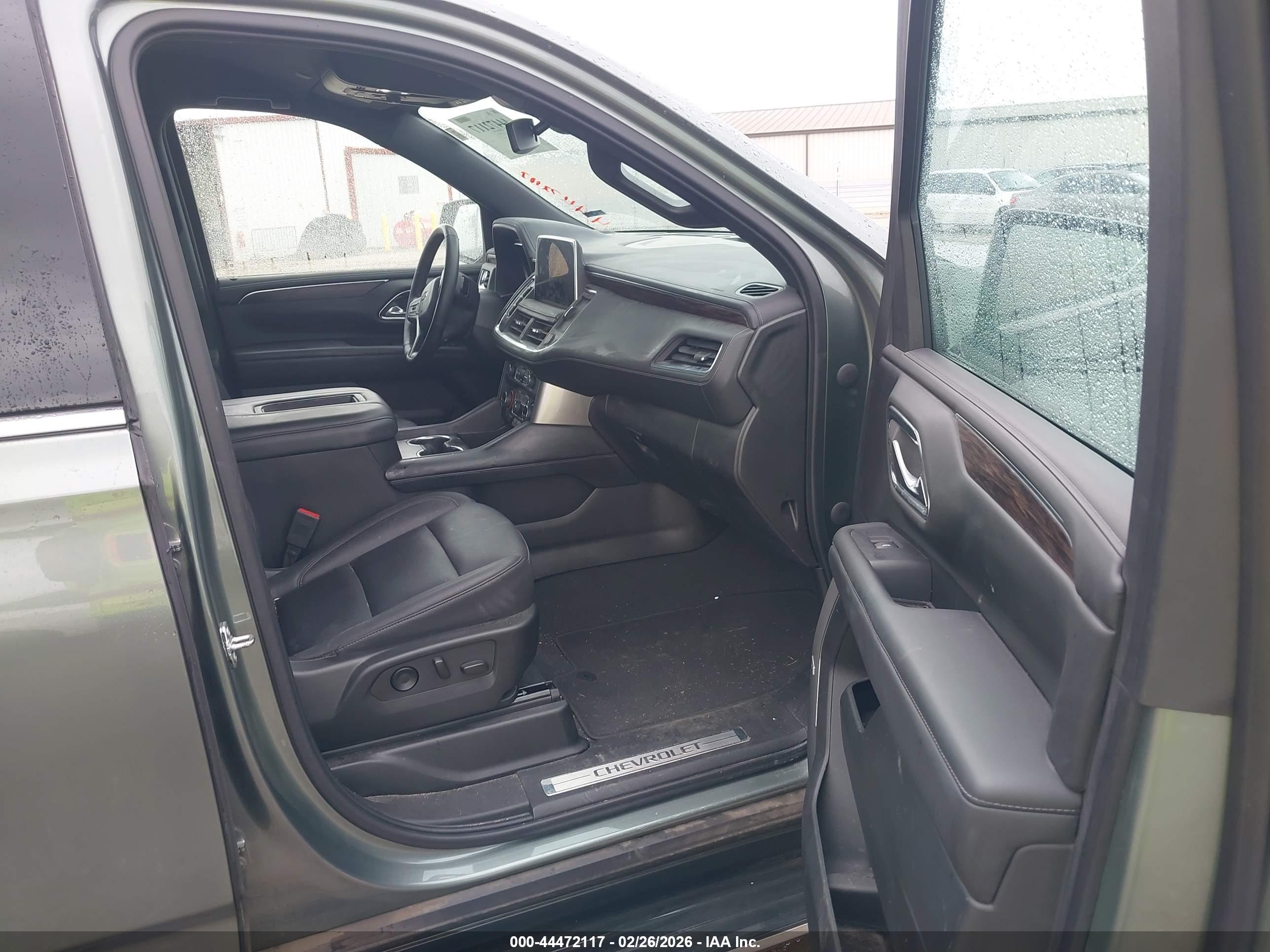 CHEVROLET TAHOE image 5