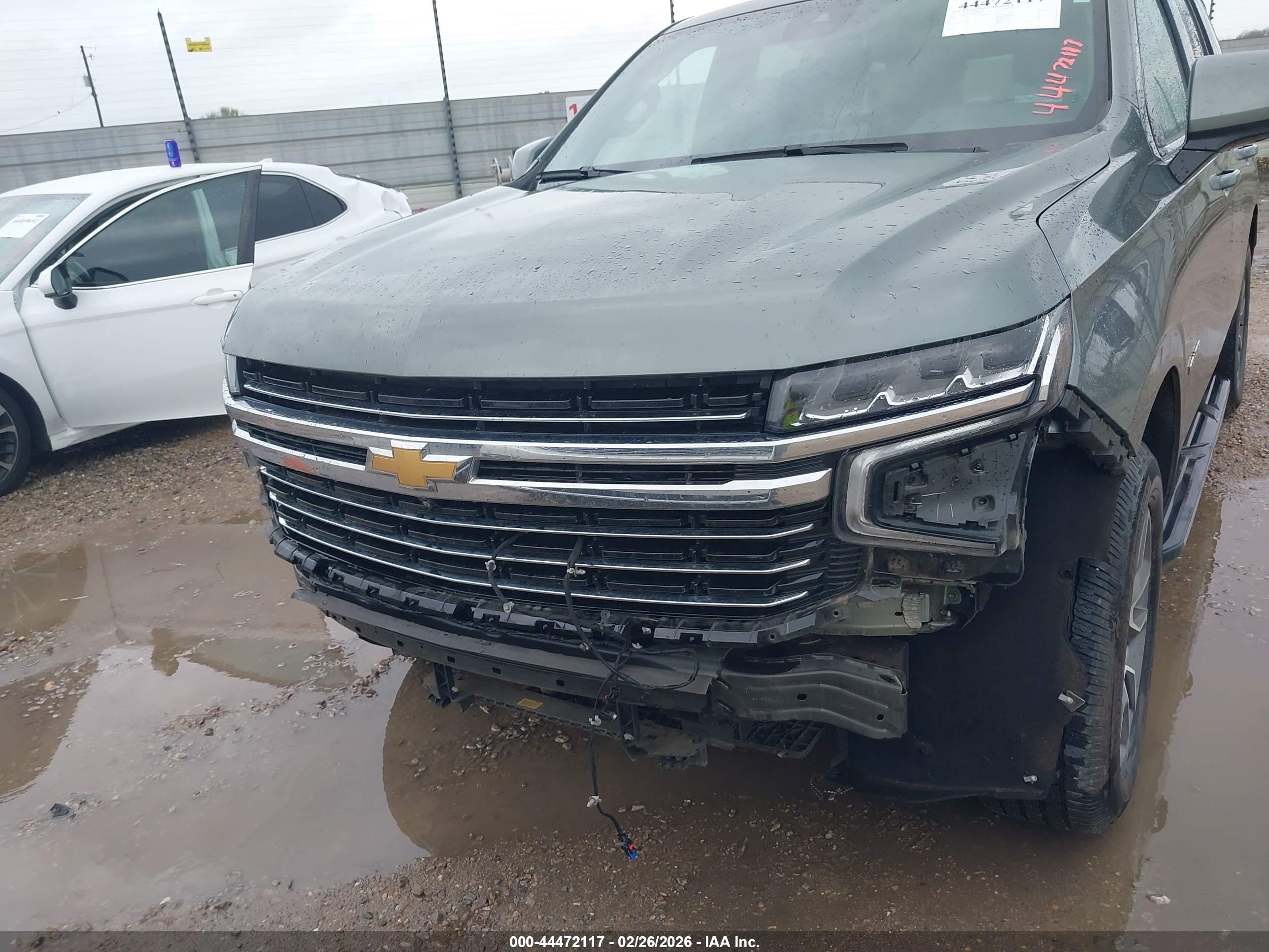 CHEVROLET TAHOE image 6