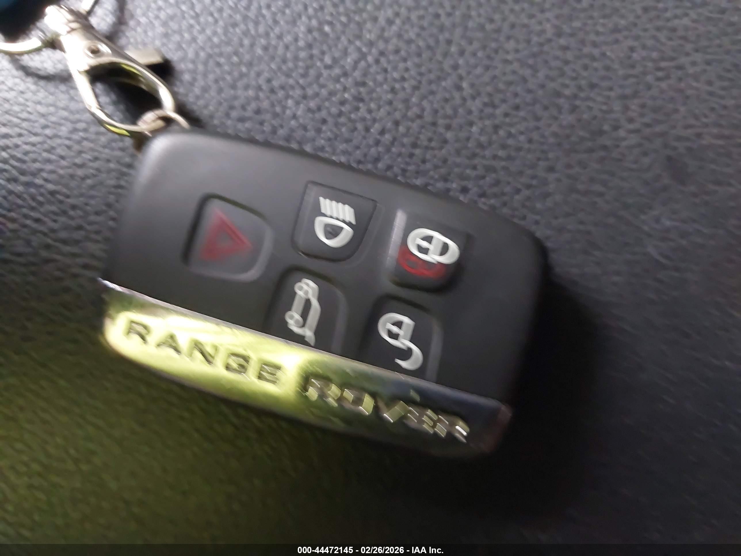 LAND ROVER image 11