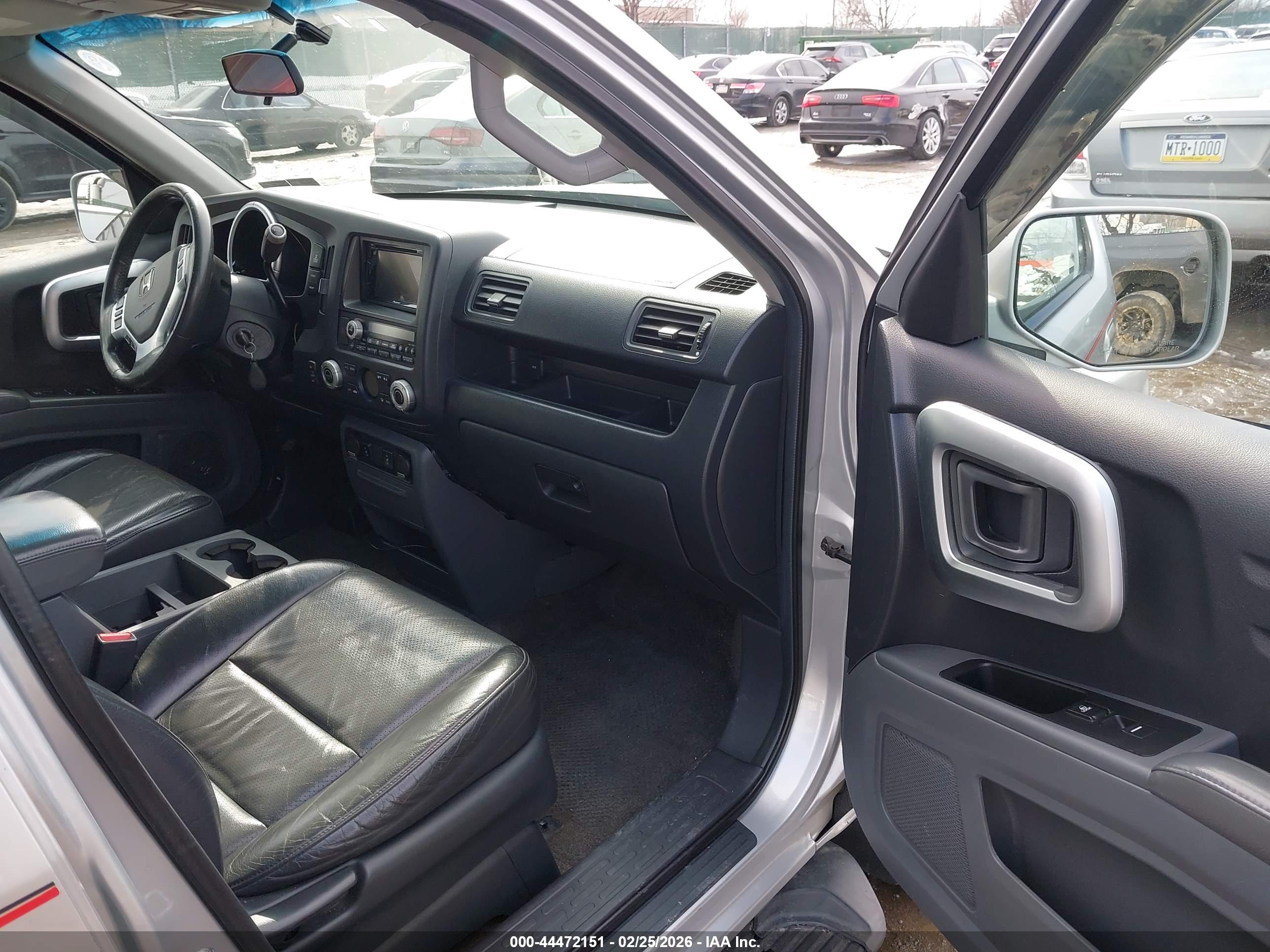HONDA RIDGELINE image 5