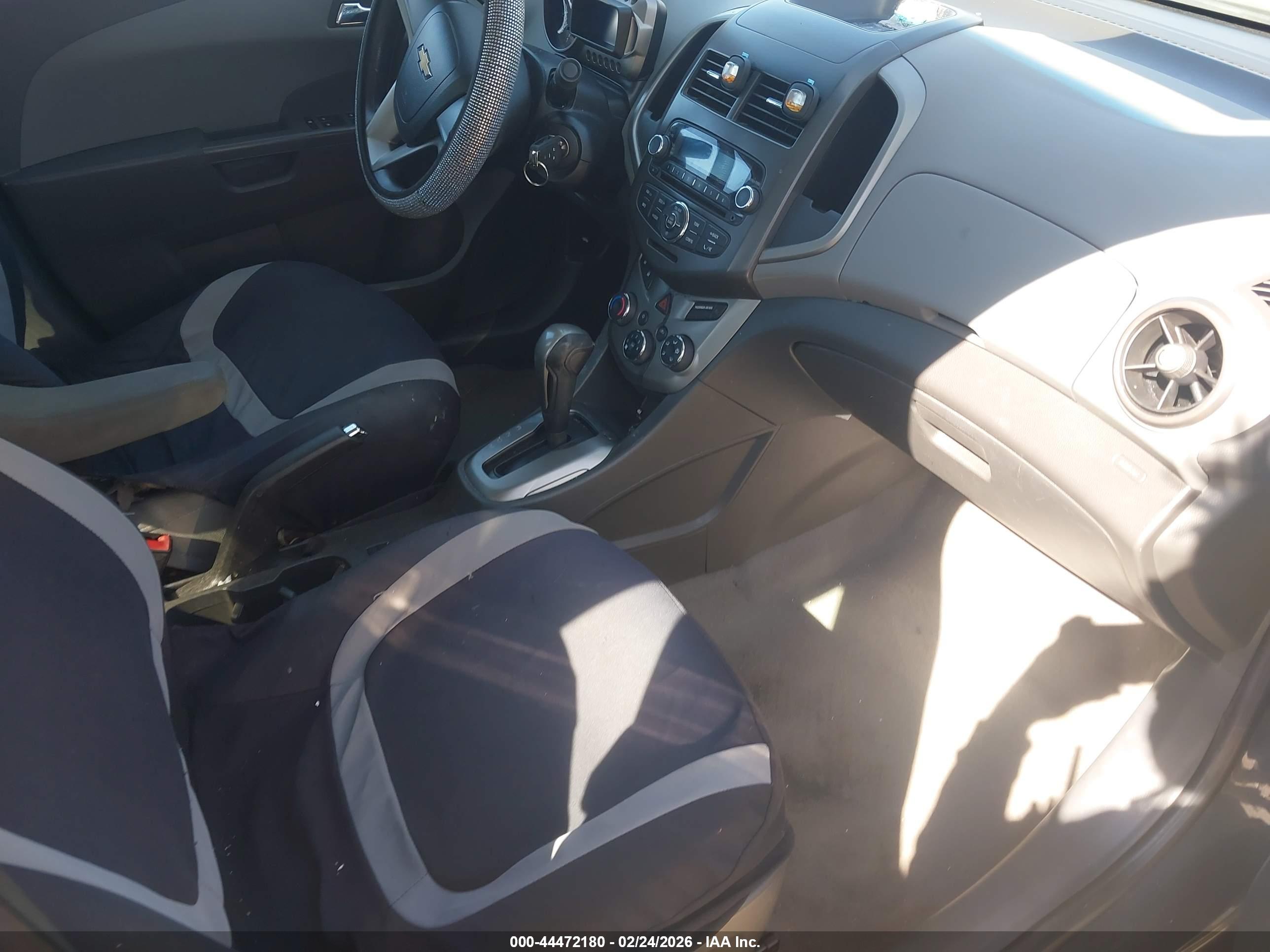 CHEVROLET SONIC image 5