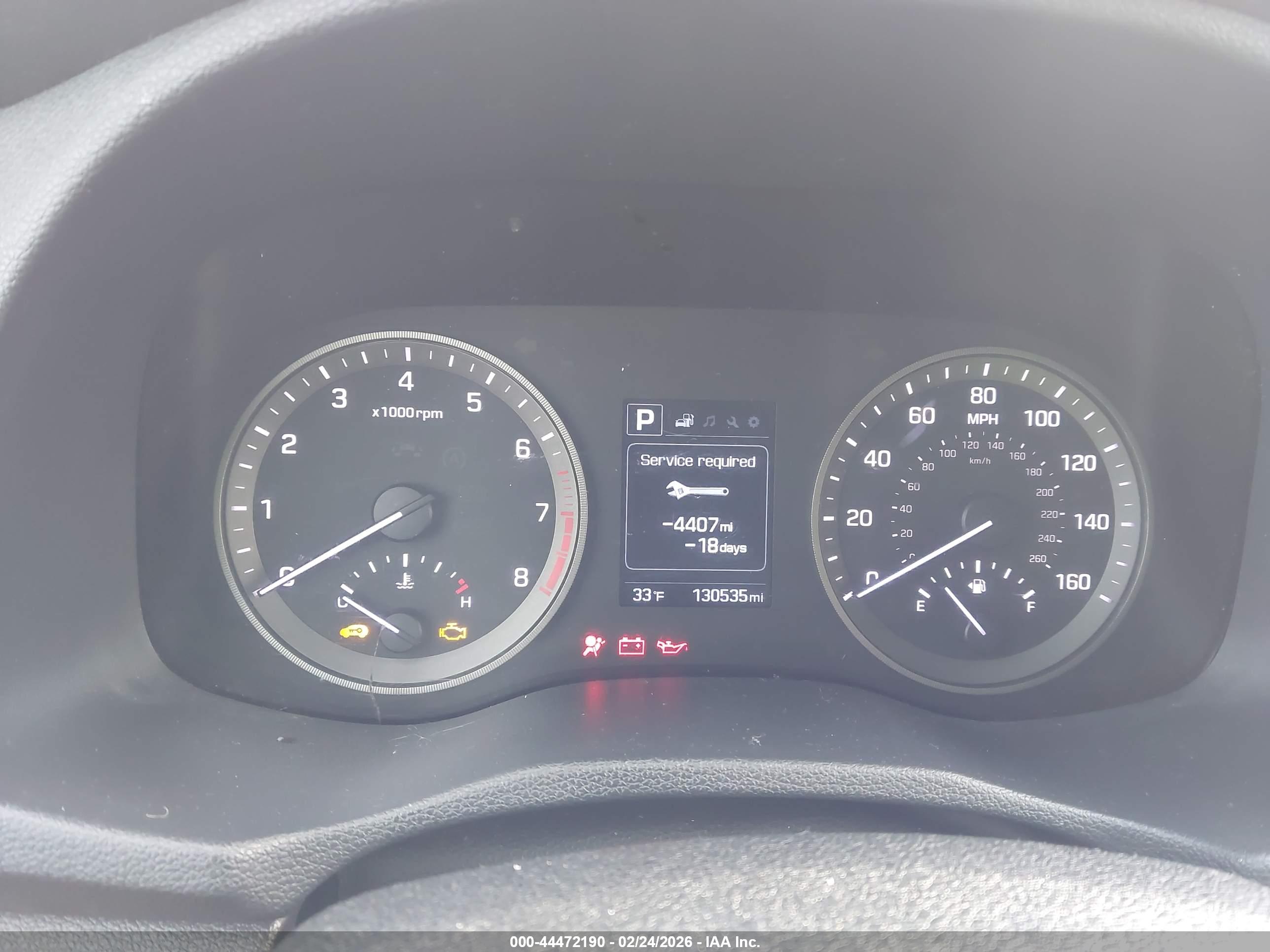HYUNDAI TUCSON image 7