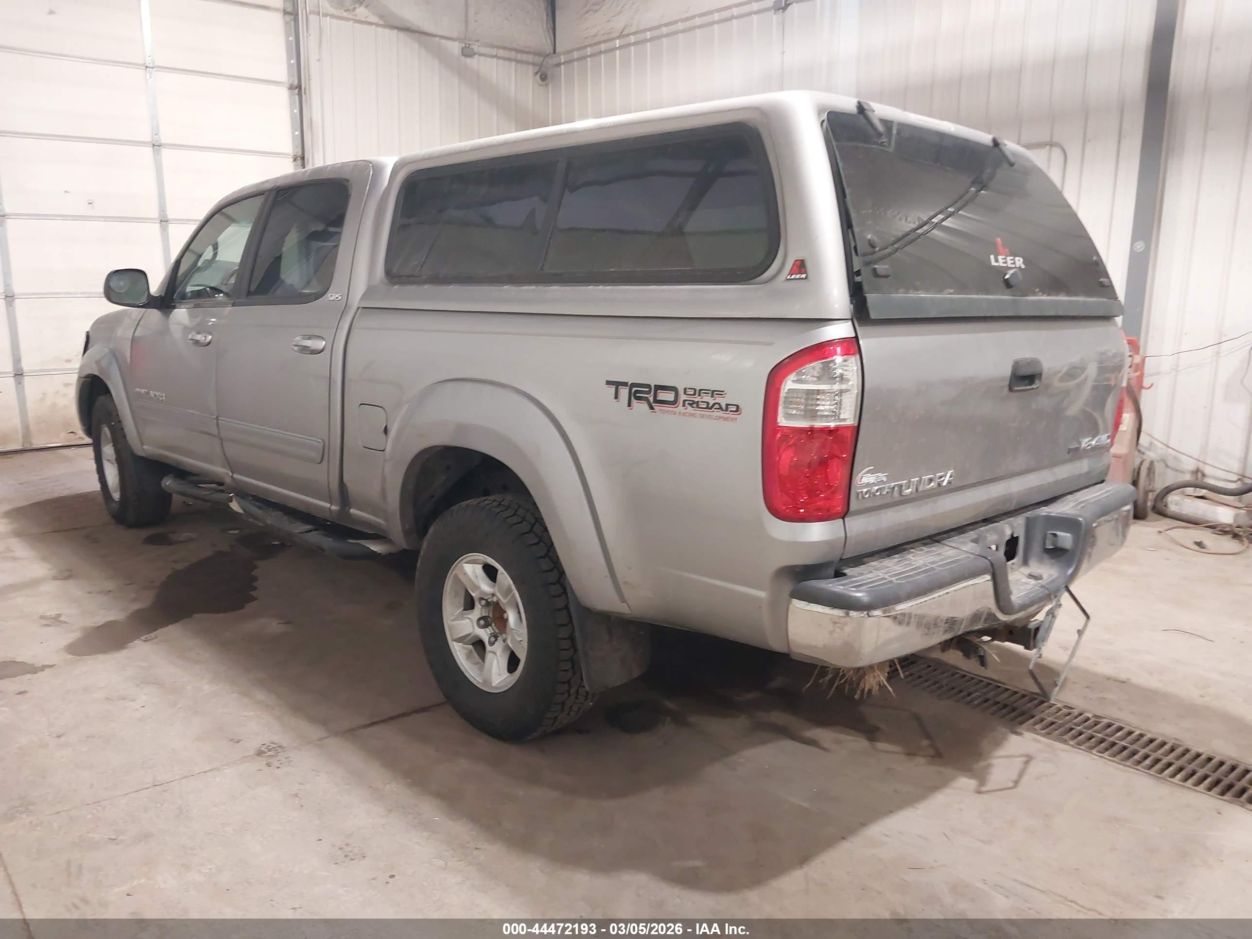 TOYOTA TUNDRA image 3