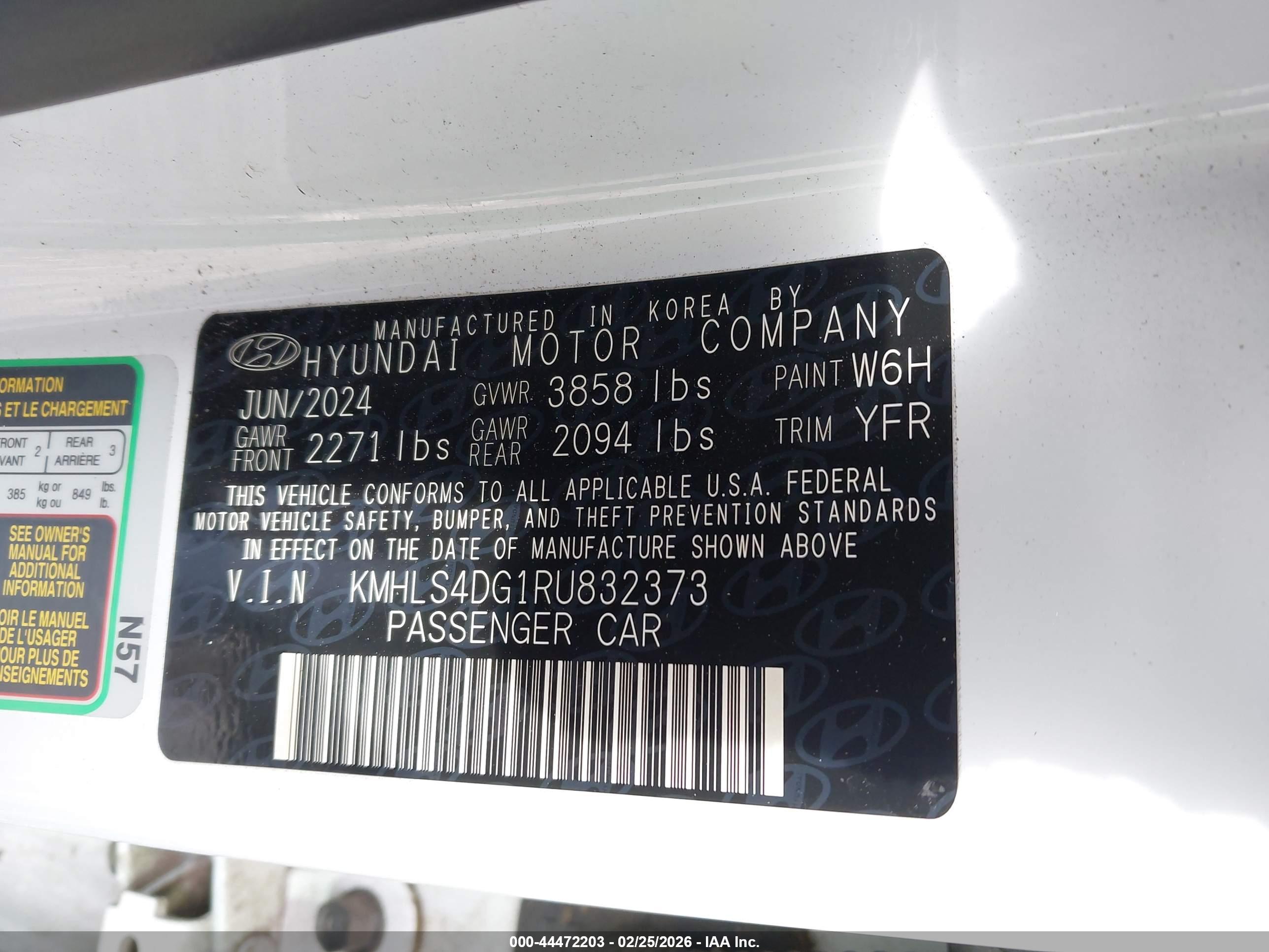 HYUNDAI ELANTRA image 9