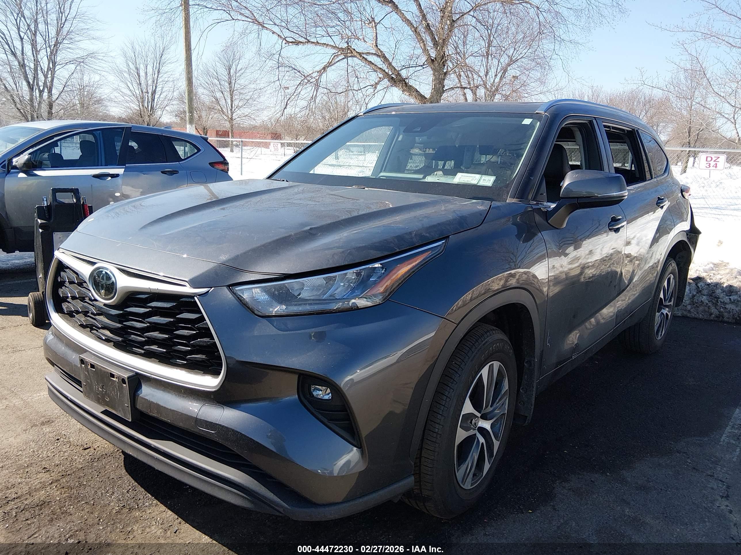 TOYOTA HIGHLANDER image 2