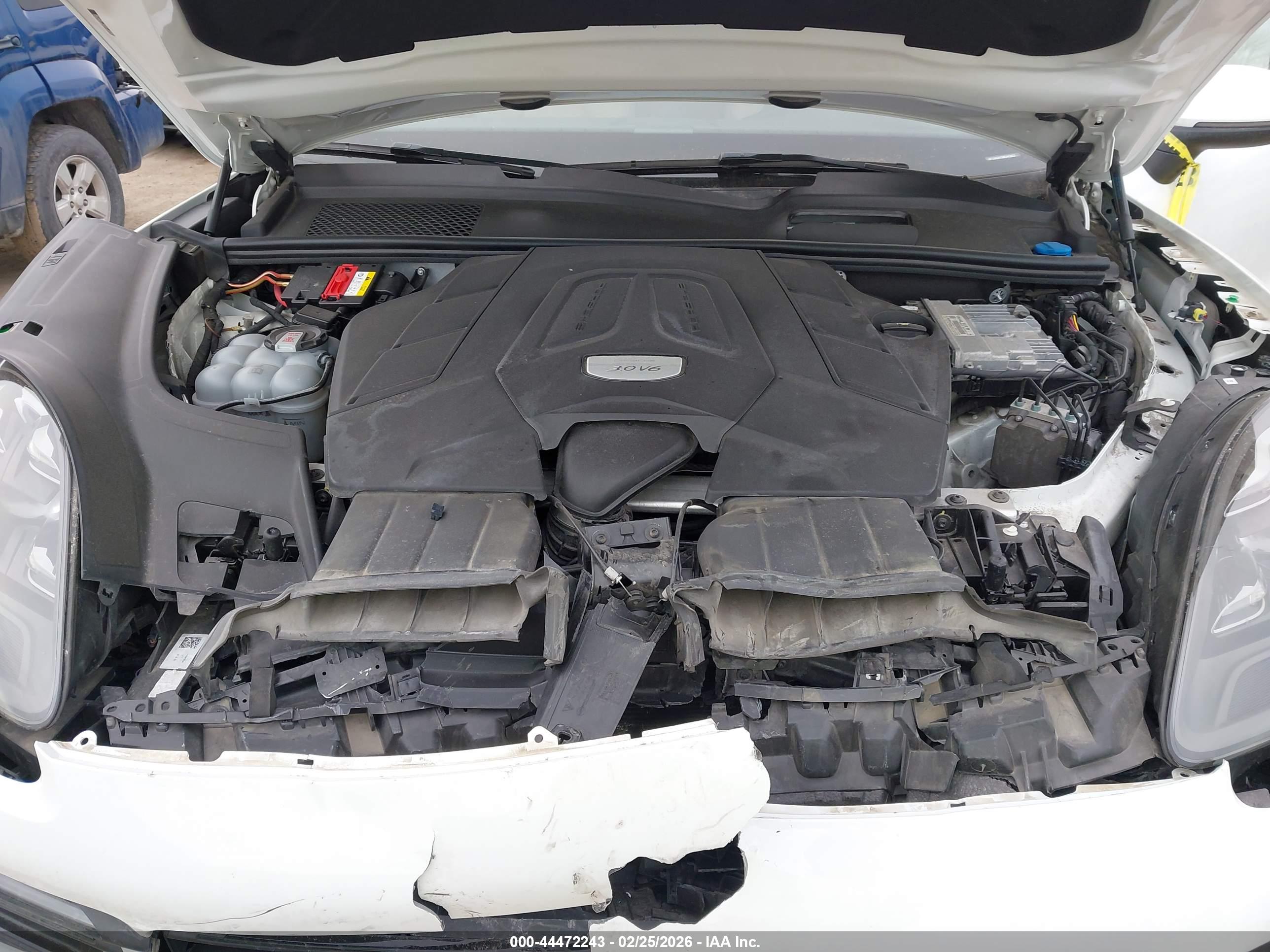 PORSCHE CAYENNE image 10