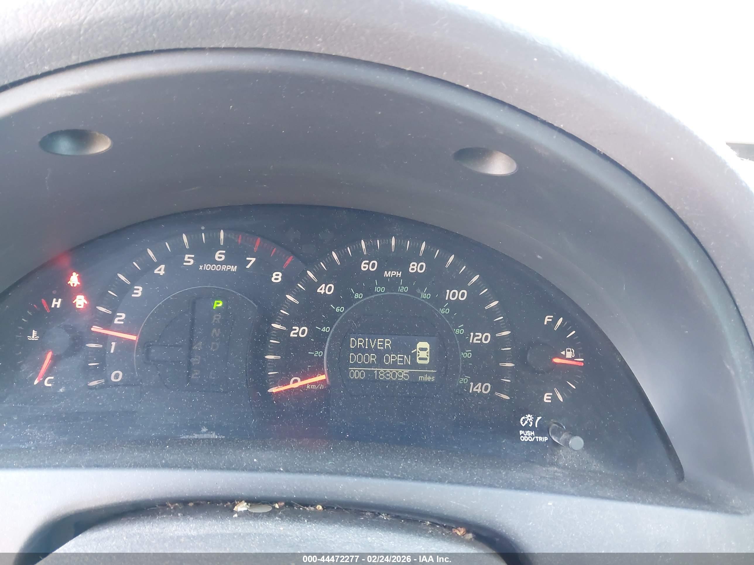 TOYOTA CAMRY image 7