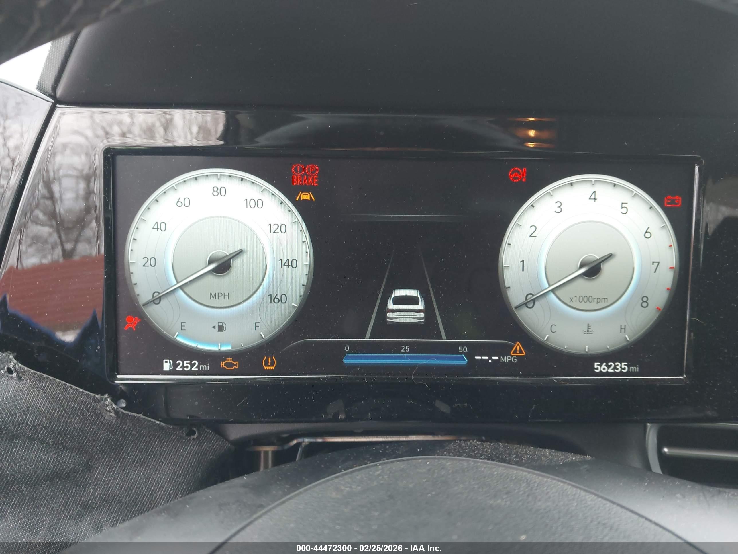 HYUNDAI ELANTRA image 7