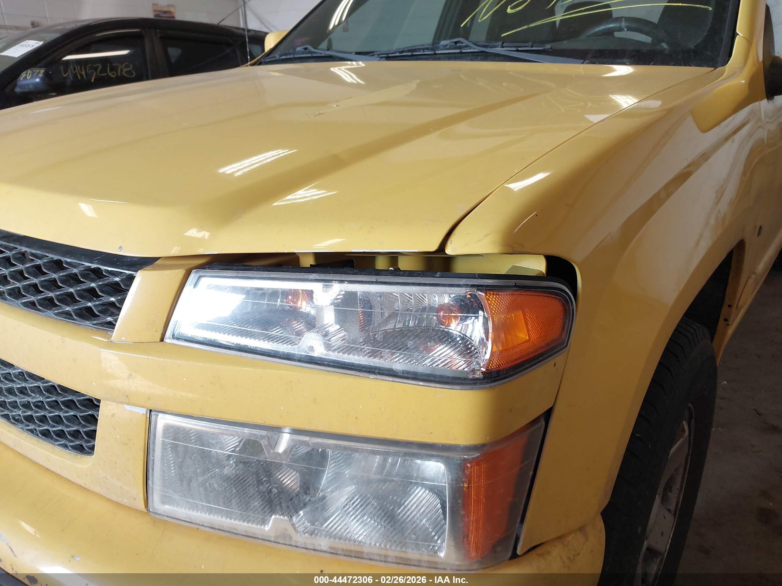 CHEVROLET COLORADO image 6