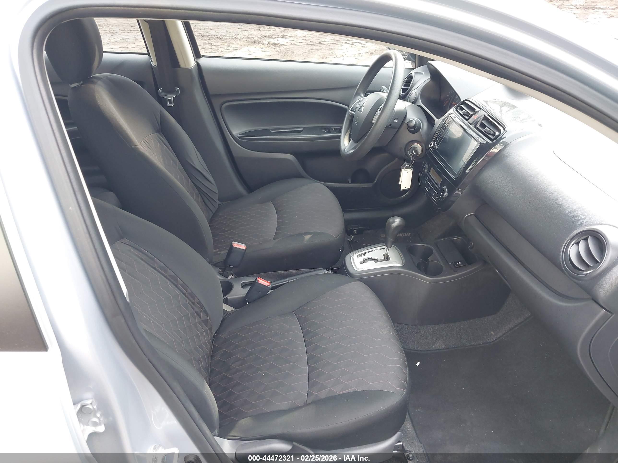 MITSUBISHI MIRAGE image 5
