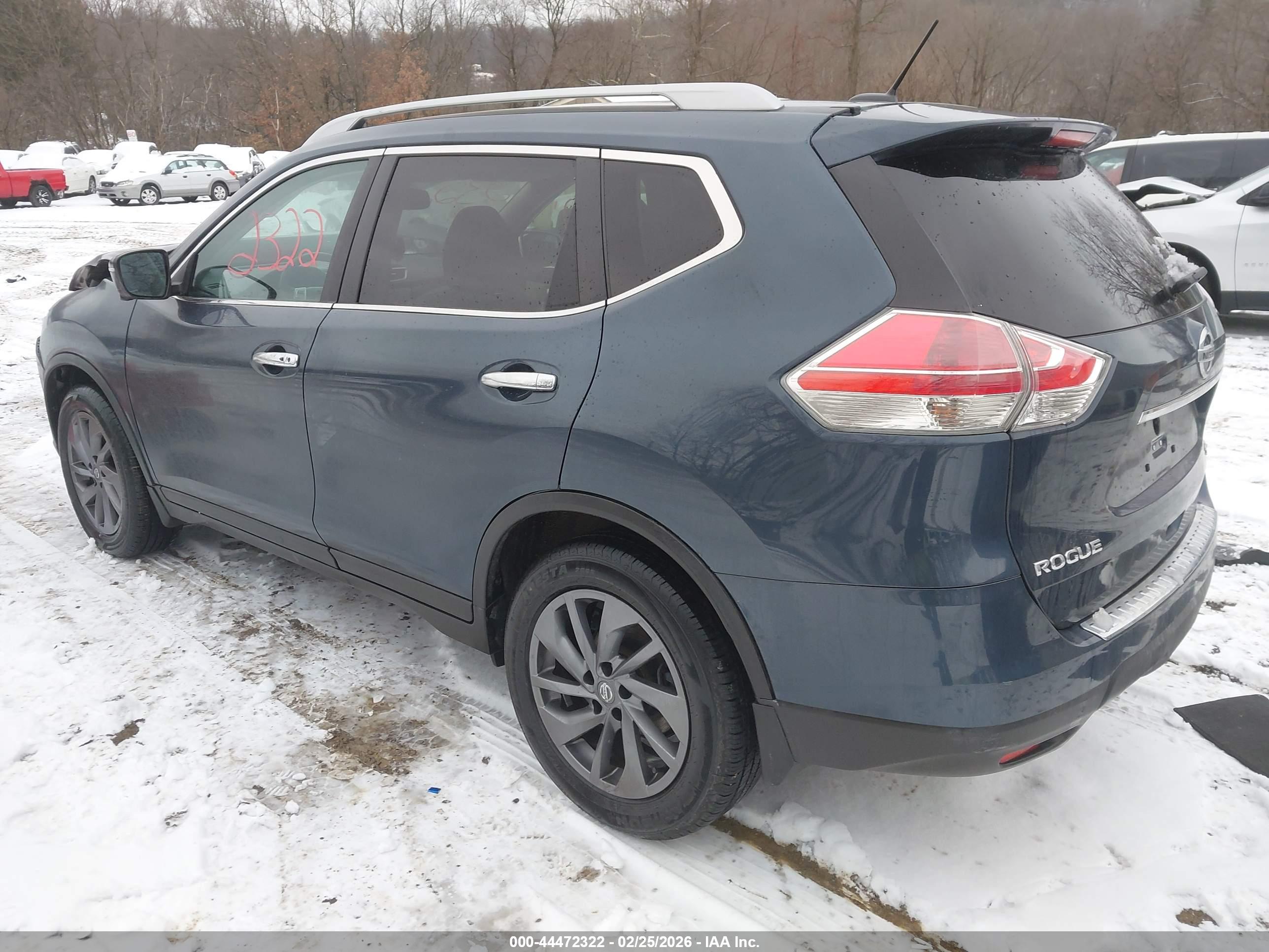 NISSAN ROGUE image 3