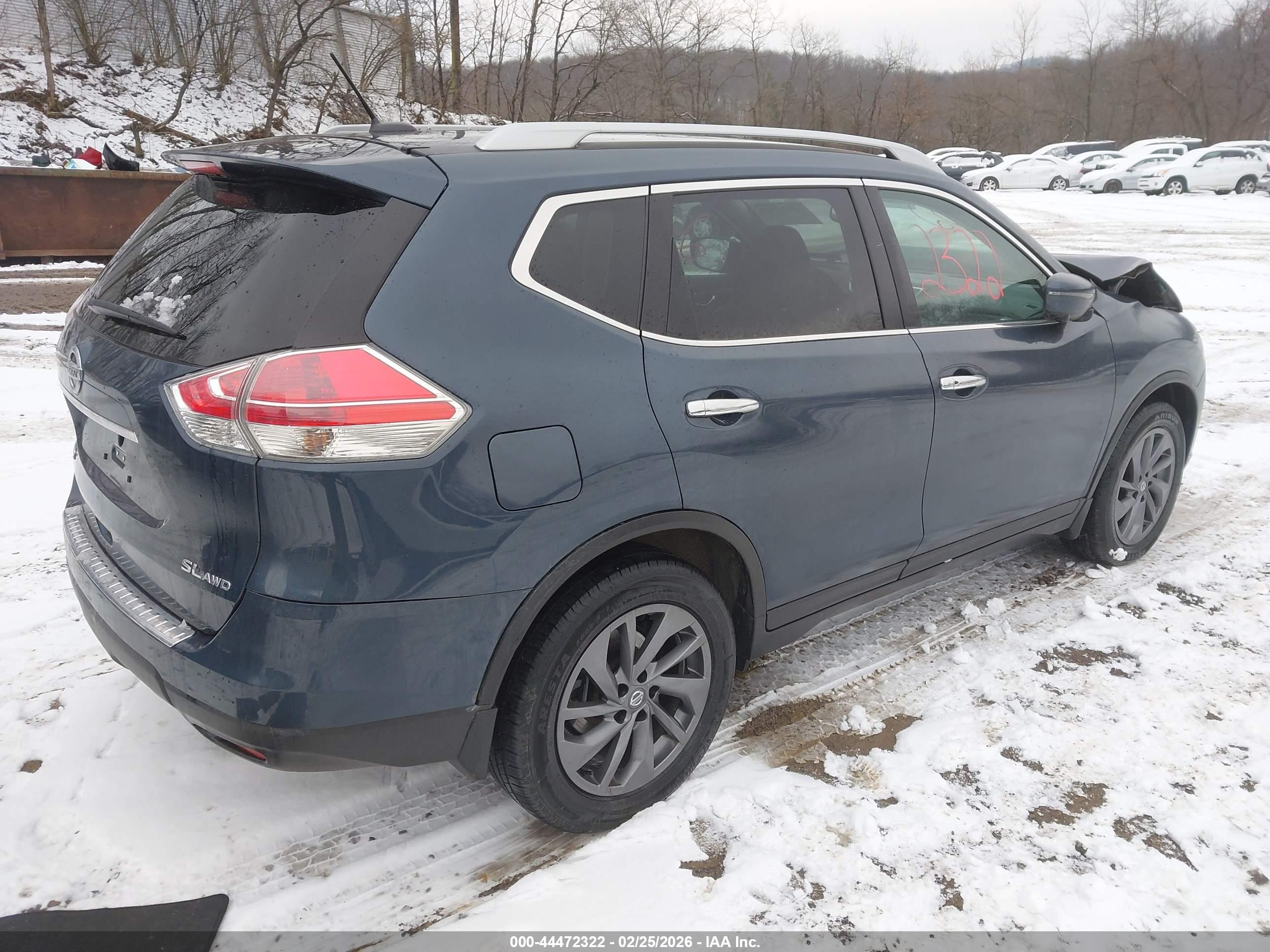 NISSAN ROGUE image 4