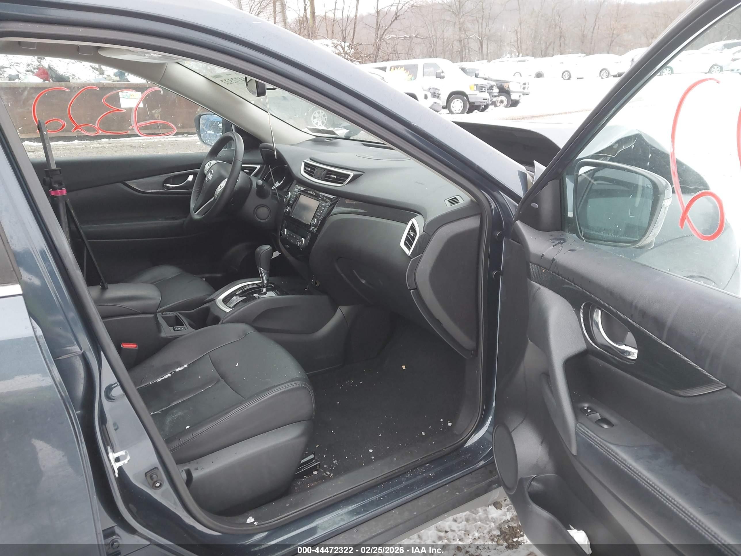 NISSAN ROGUE image 5