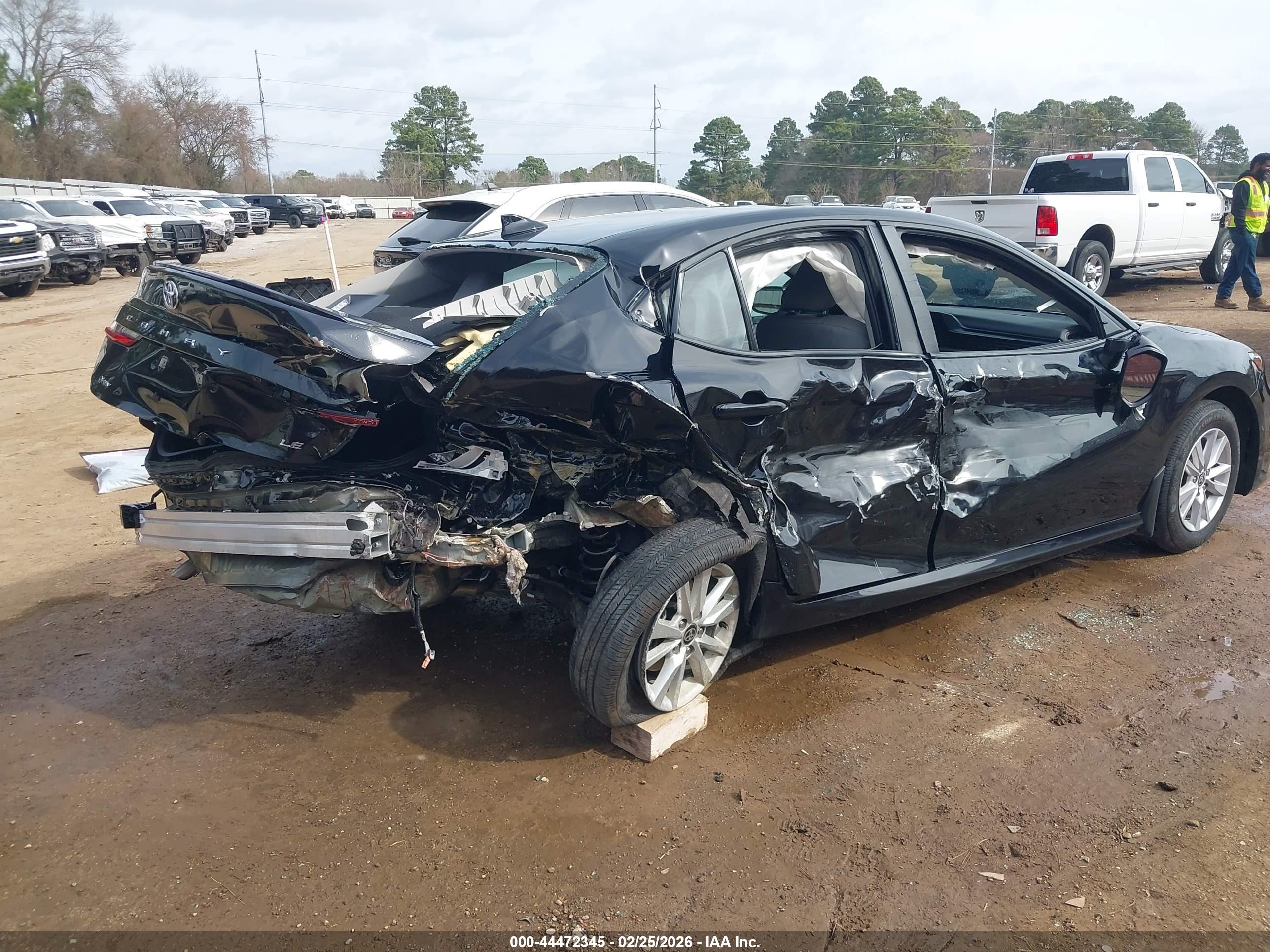 TOYOTA CAMRY image 6