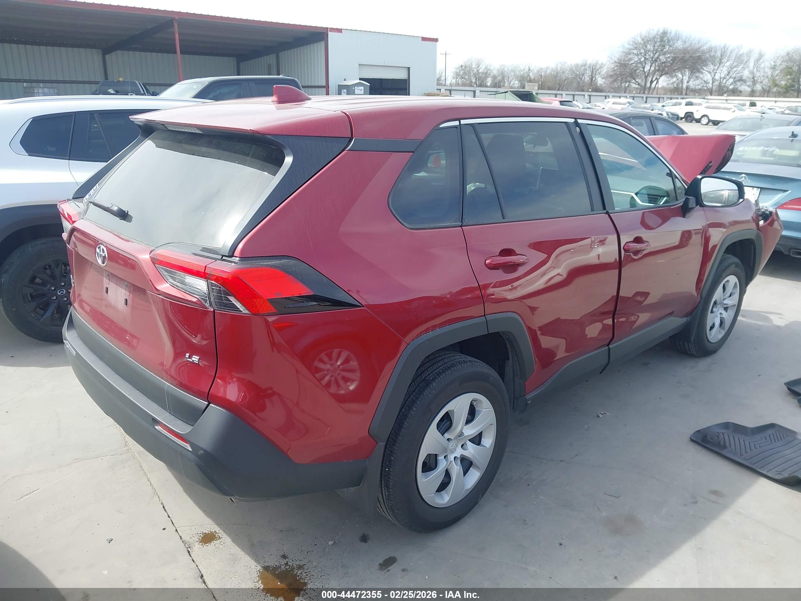 TOYOTA RAV4 image 4