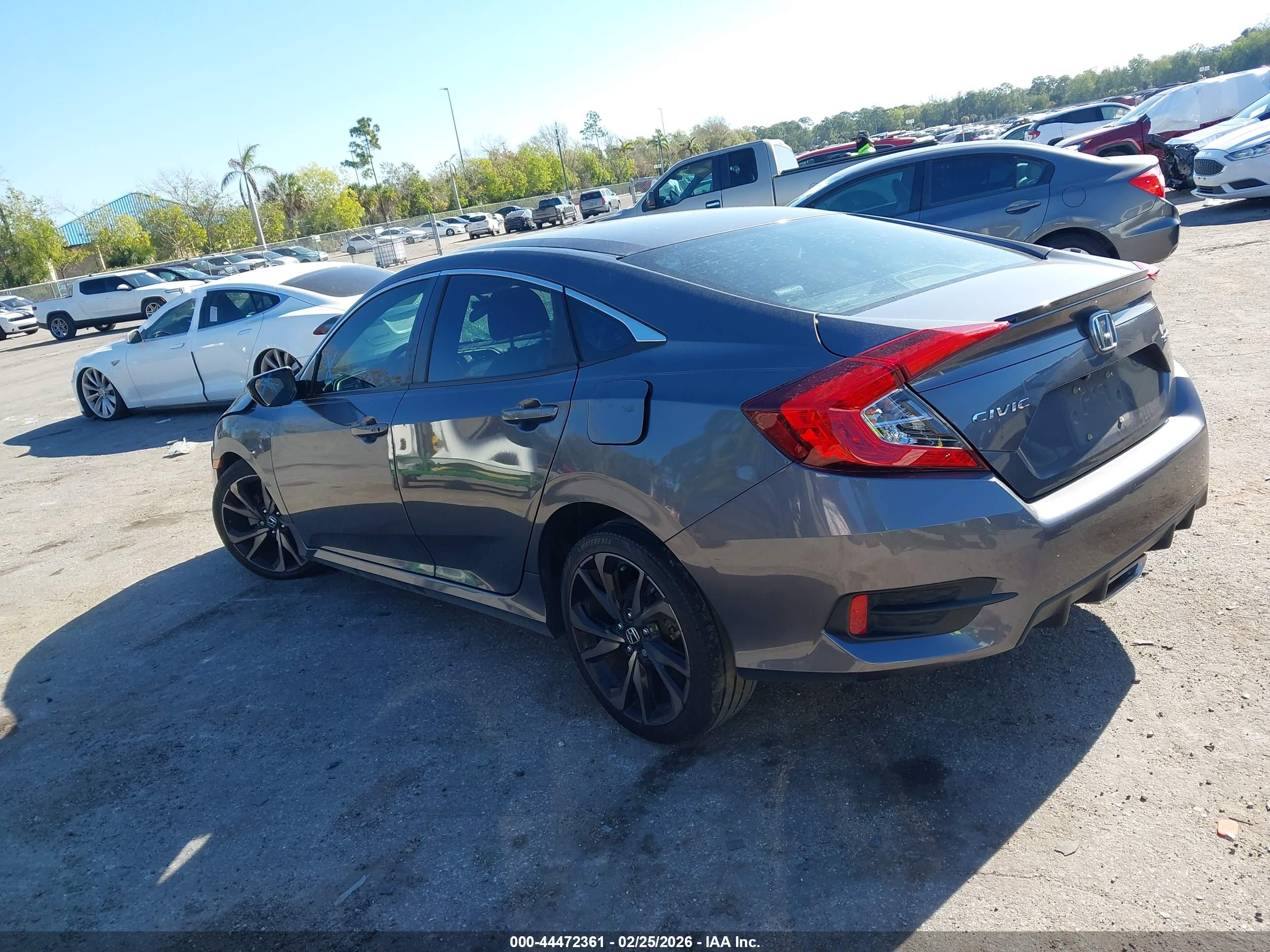 HONDA CIVIC image 3