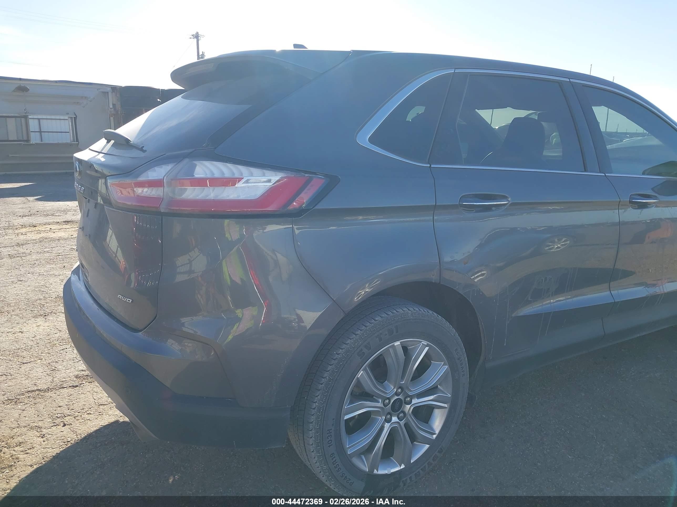 FORD EDGE image 4