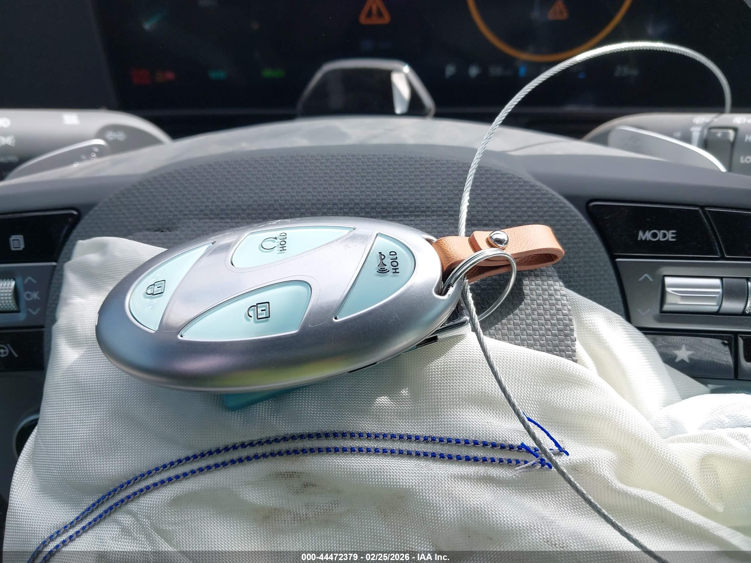 HYUNDAI IONIQ image 11