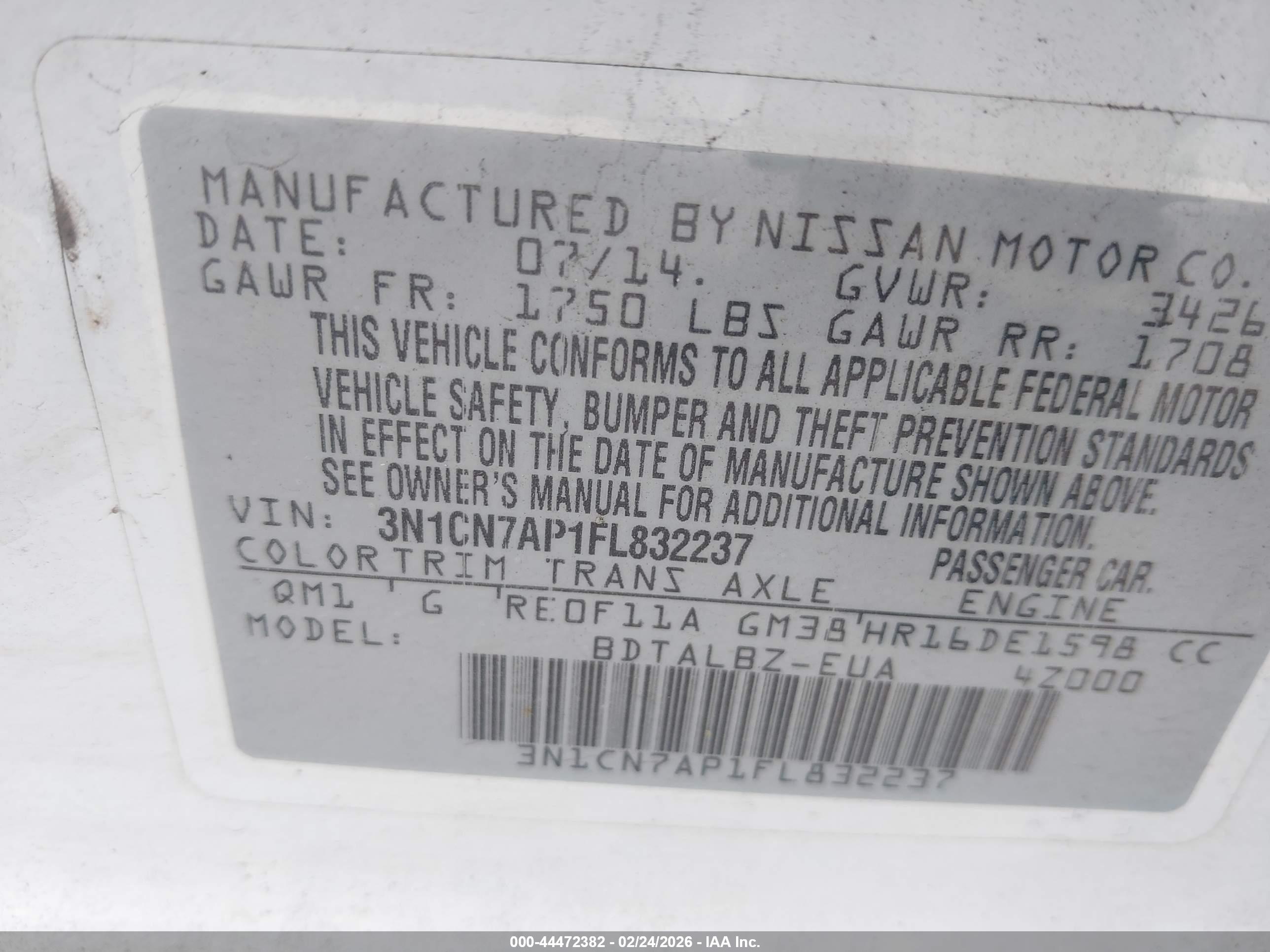 NISSAN VERSA image 9