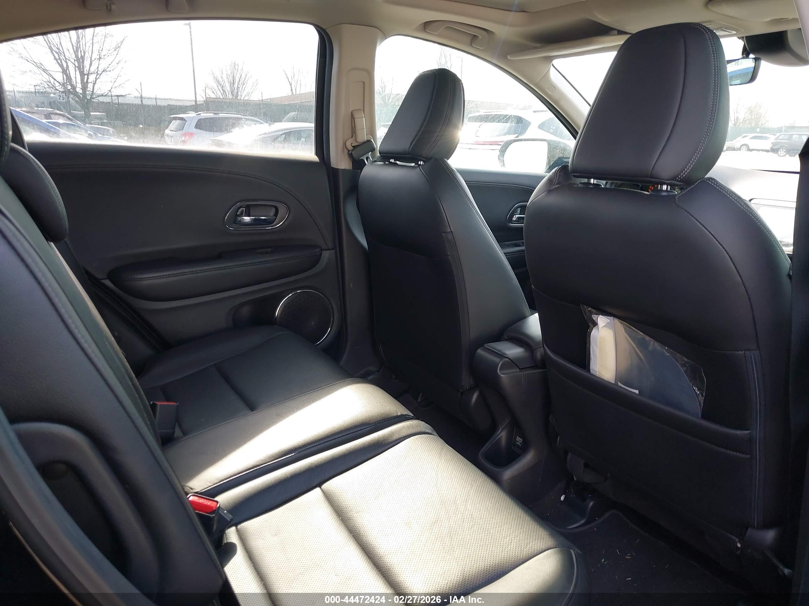 HONDA HR-V image 8