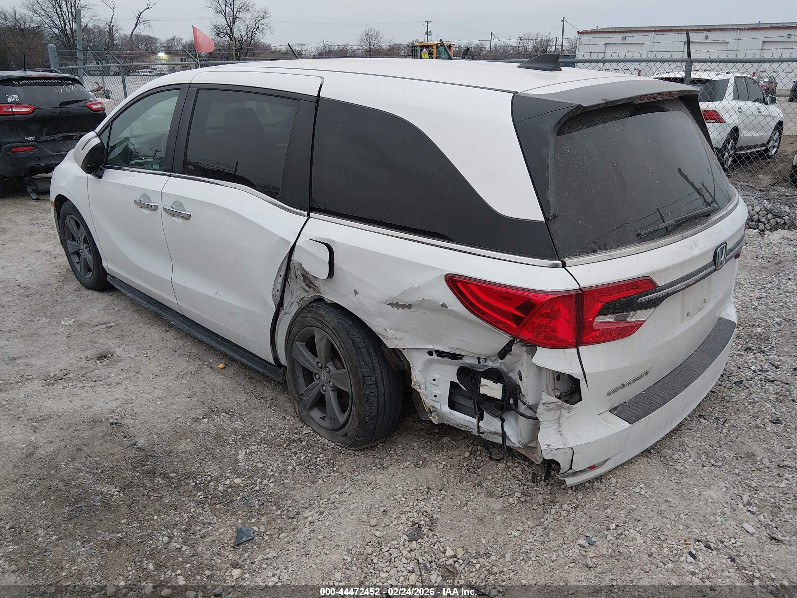 HONDA ODYSSEY image 3