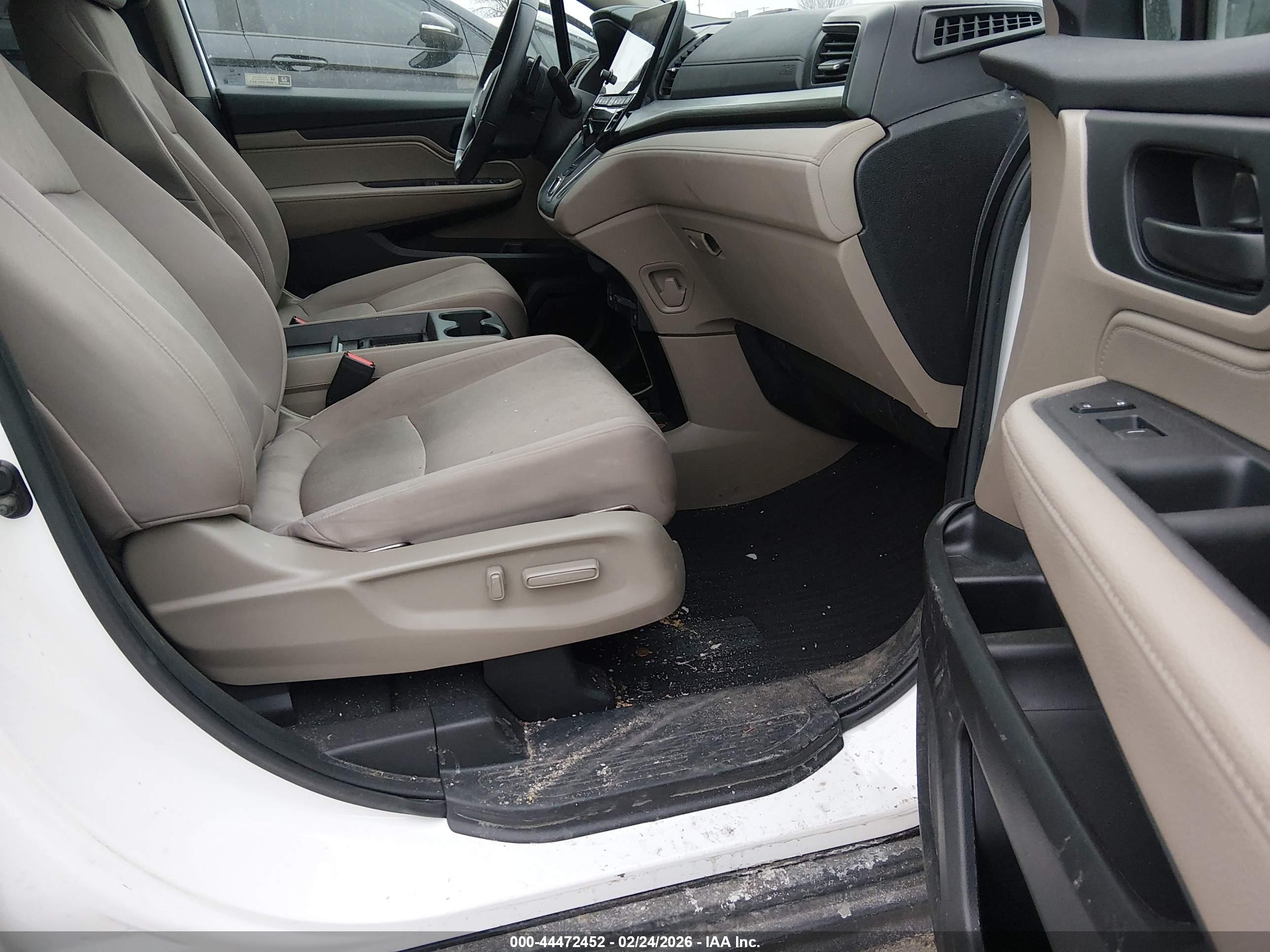 HONDA ODYSSEY image 5
