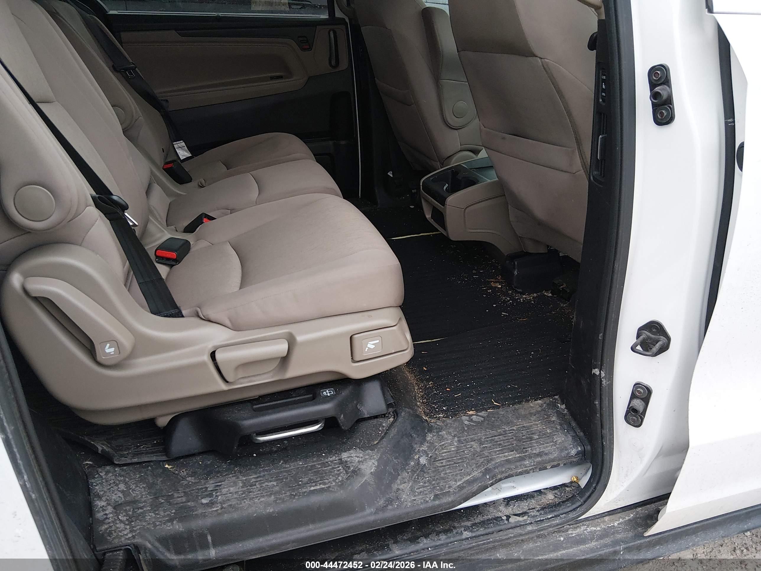 HONDA ODYSSEY image 8